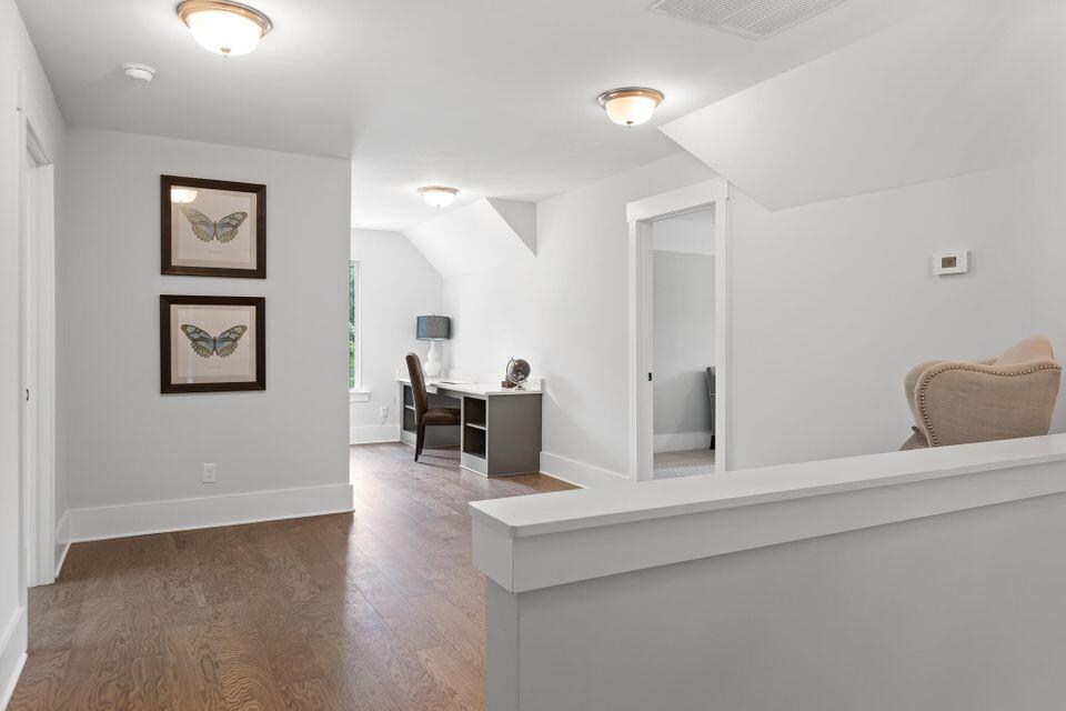 1022 Omaha Circle, 115