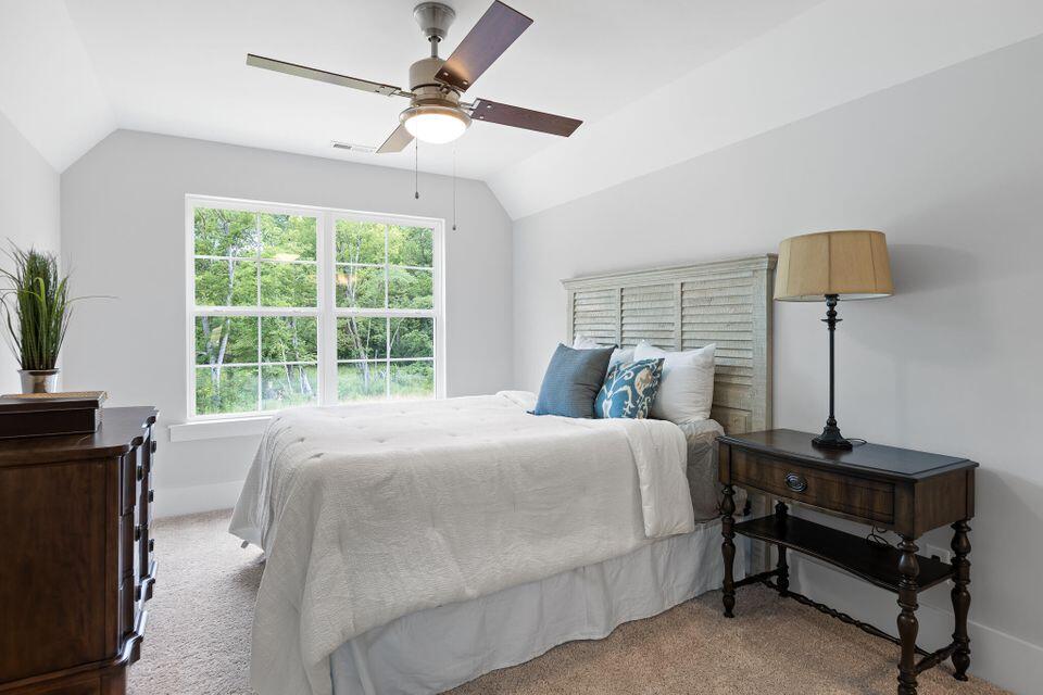 1022 Omaha Circle, 115