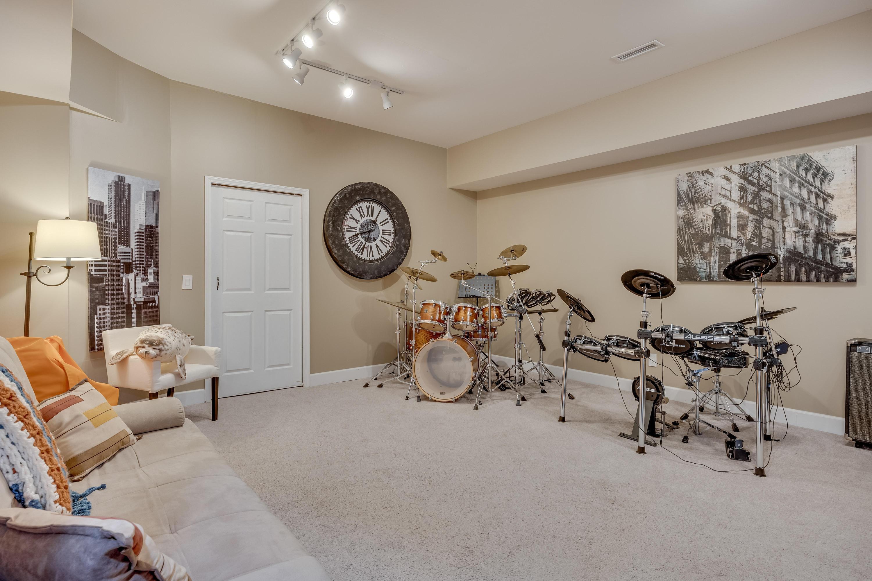9244 Hidden Mountain Drive
