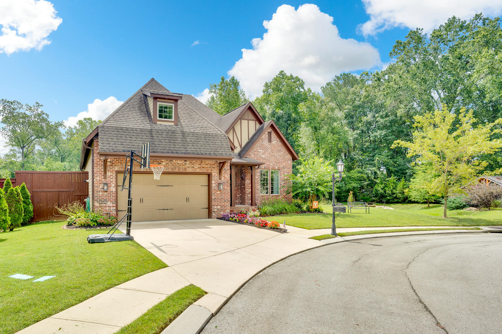 816 Spindle Court