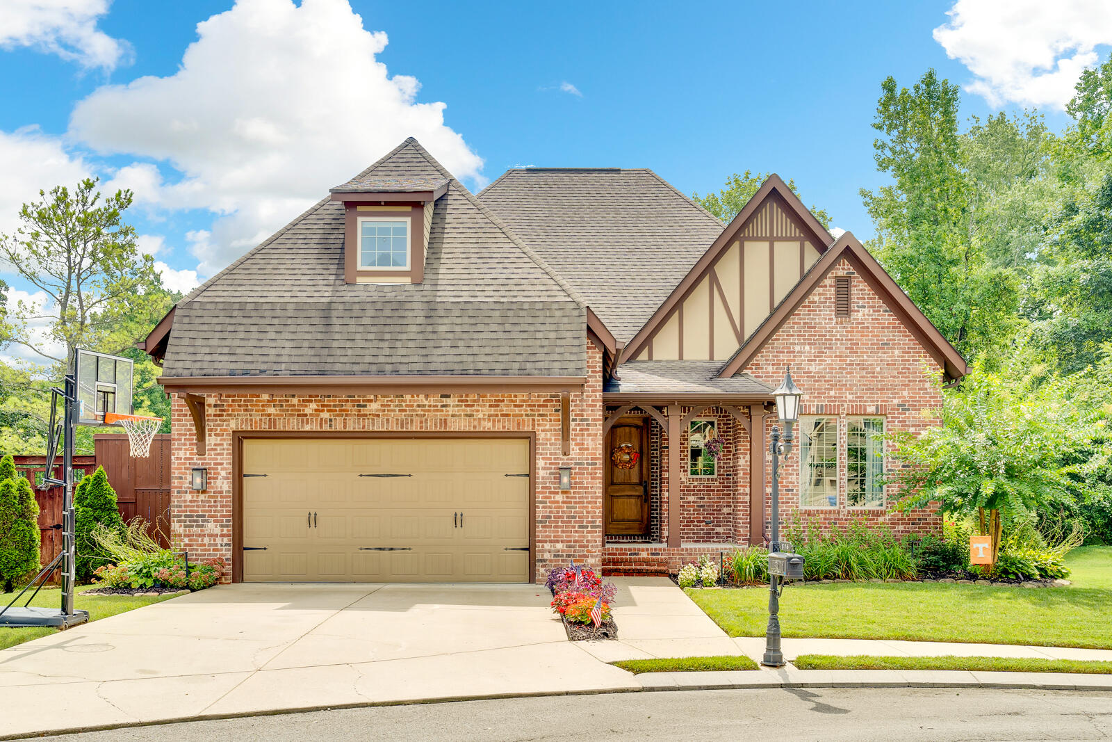 816 Spindle Court