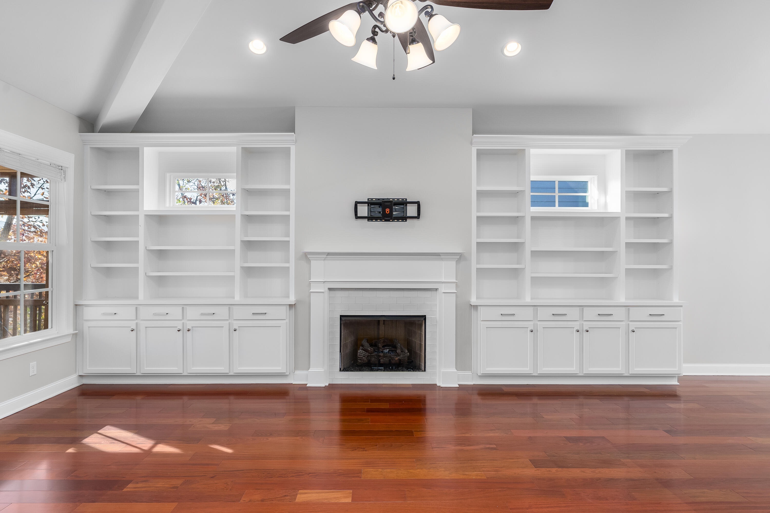 573 Alston Dr