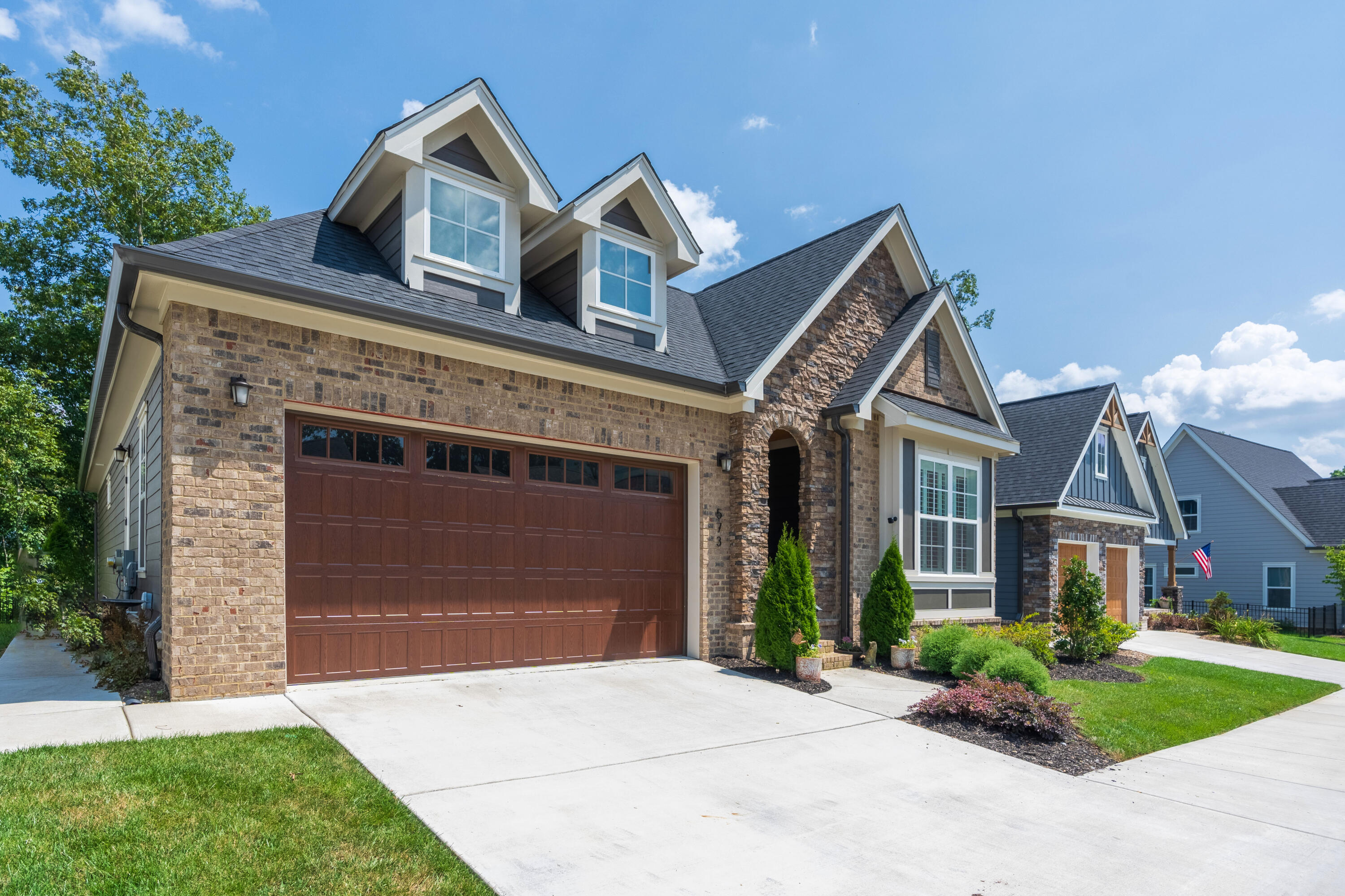 573 Alston Dr