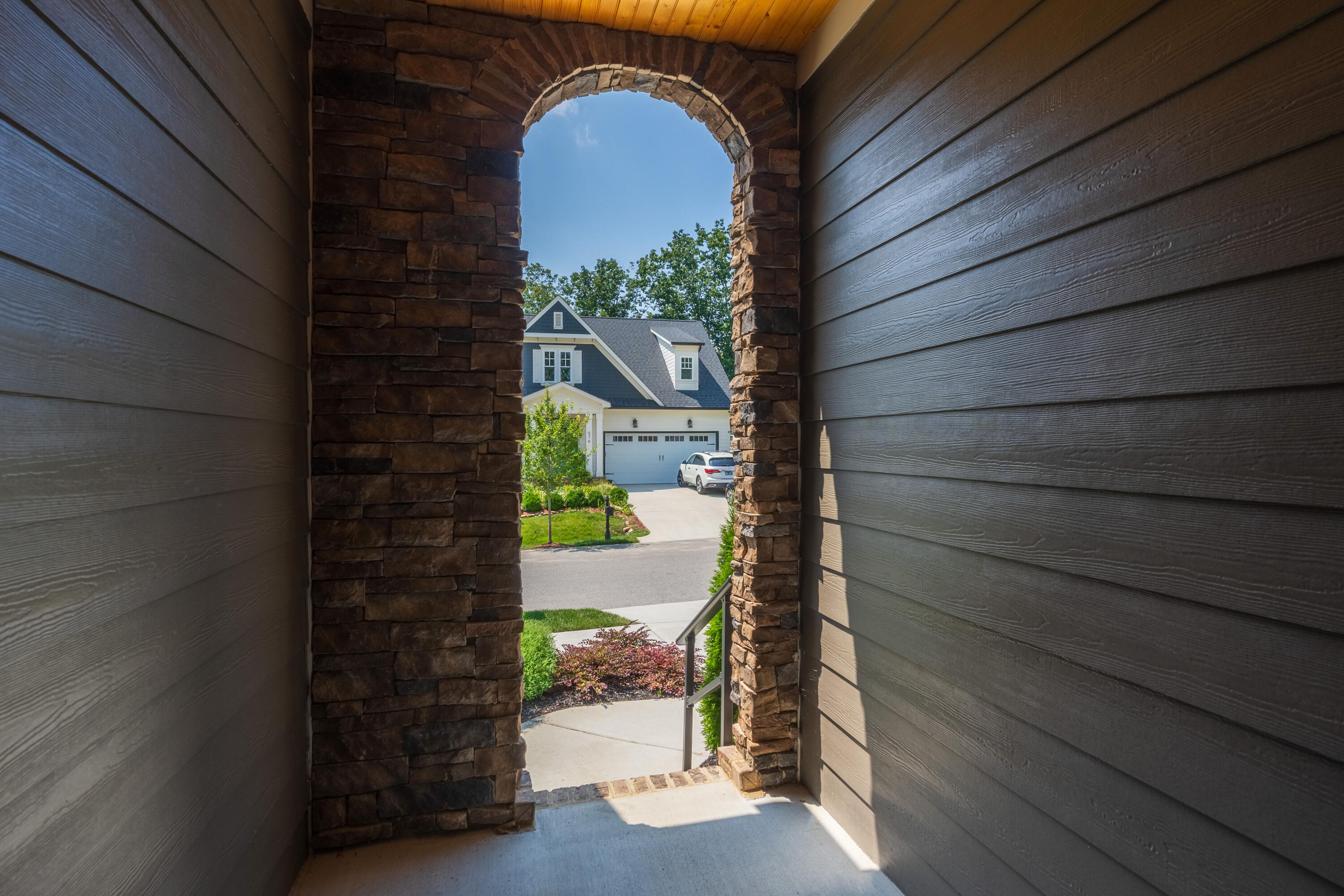 573 Alston Dr