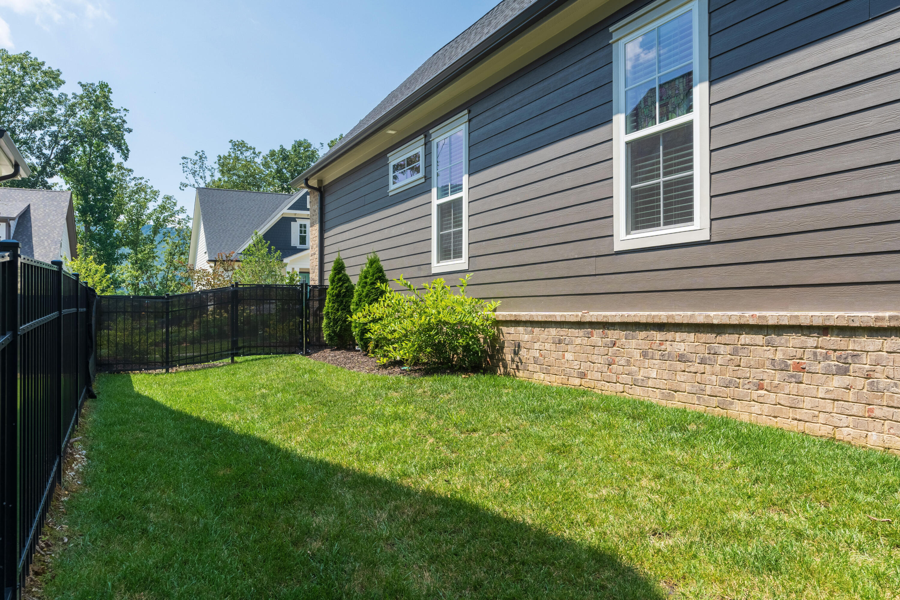 573 Alston Dr
