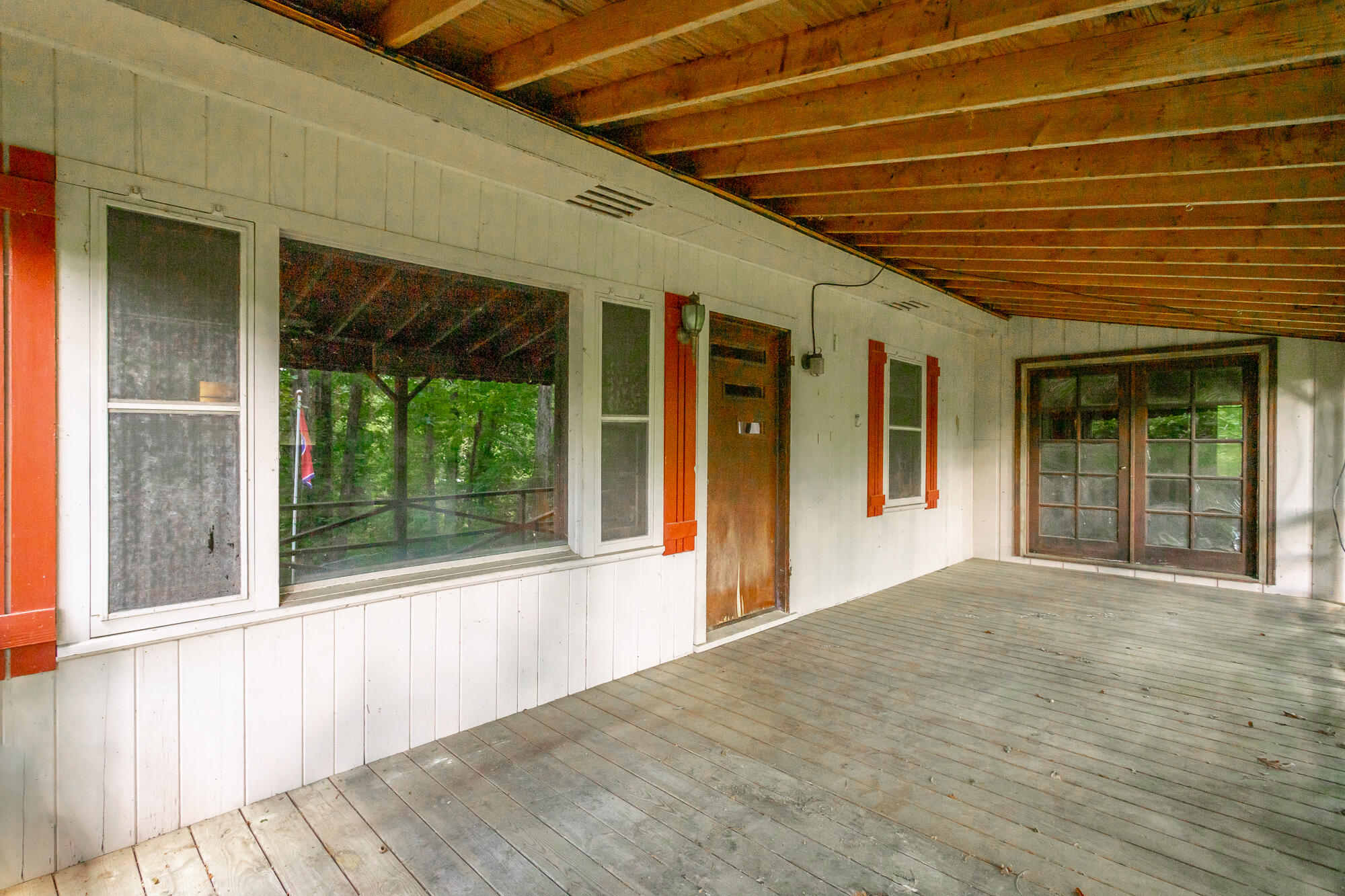 5905 Dogwood Drive, 95a