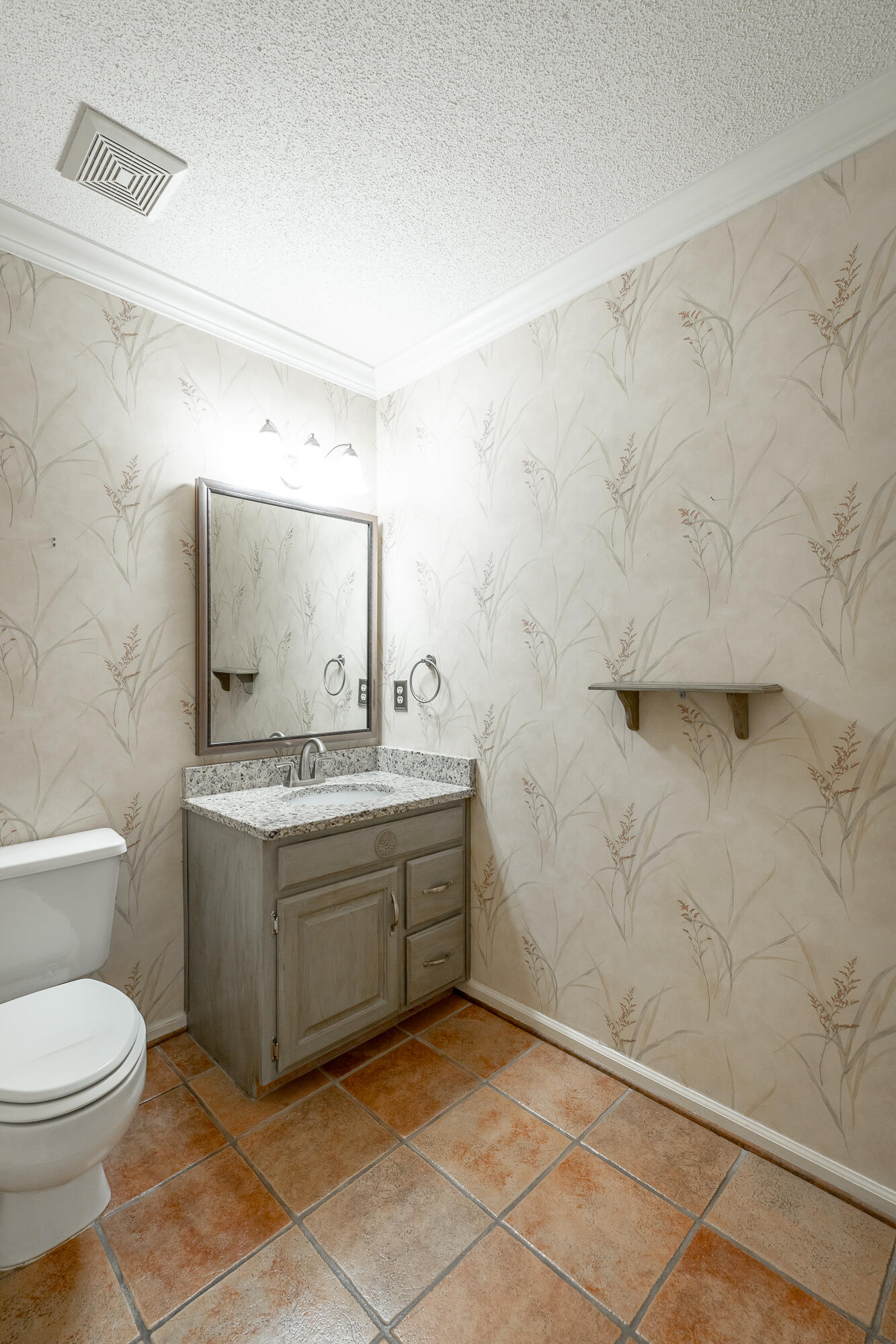 9609 Shadowbend Cir