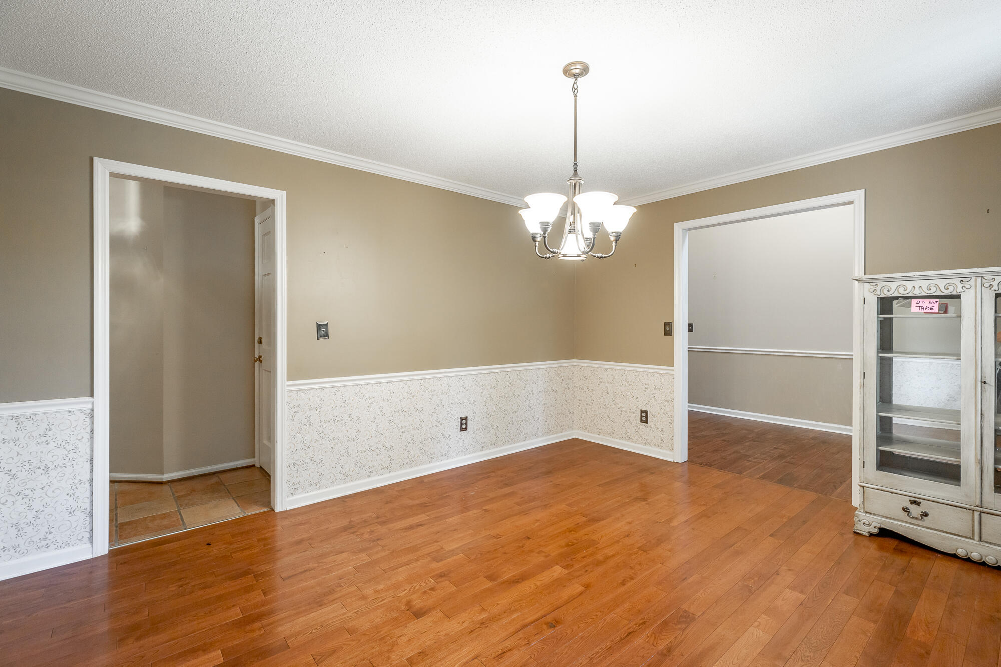 9609 Shadowbend Cir