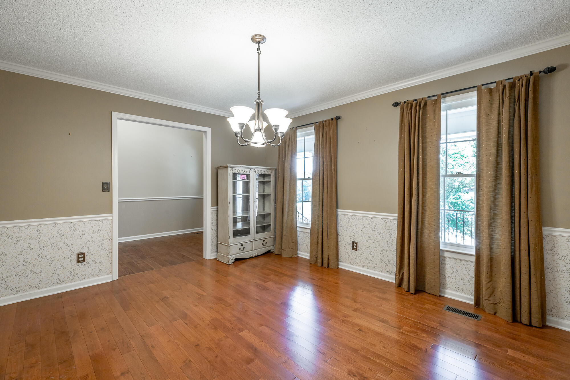9609 Shadowbend Cir