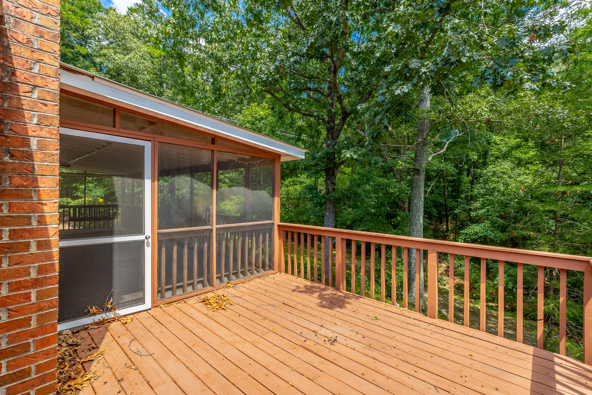 9609 Shadowbend Cir