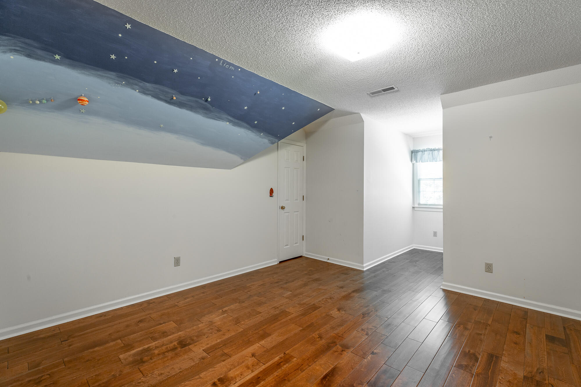 9609 Shadowbend Cir