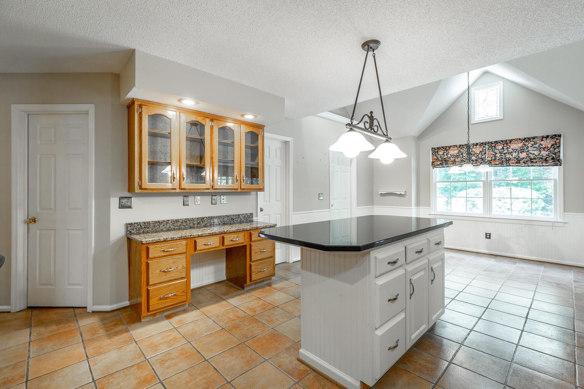 9609 Shadowbend Cir