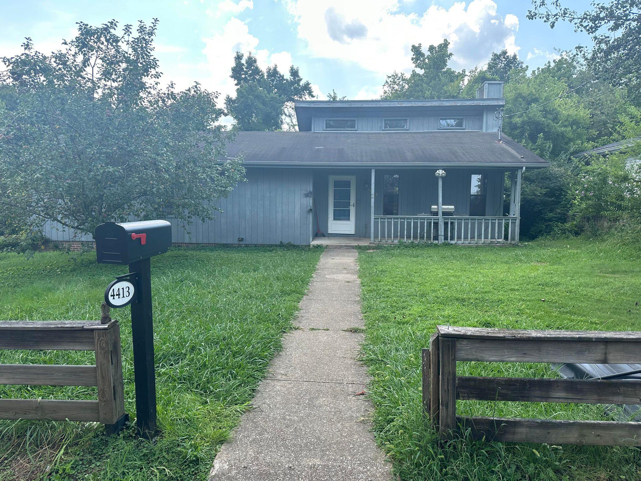 4413 Comet Trail