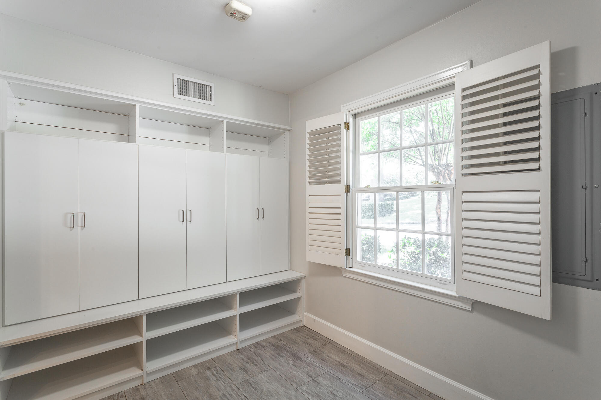 1063 Carter Drive