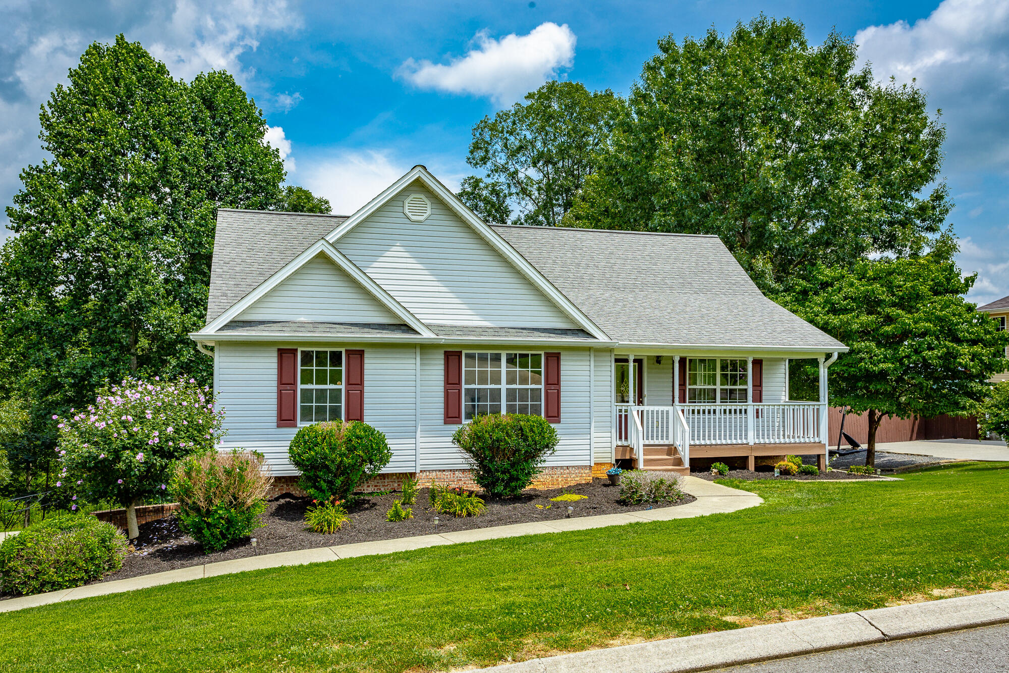 258 SE Heather Oaks Trail