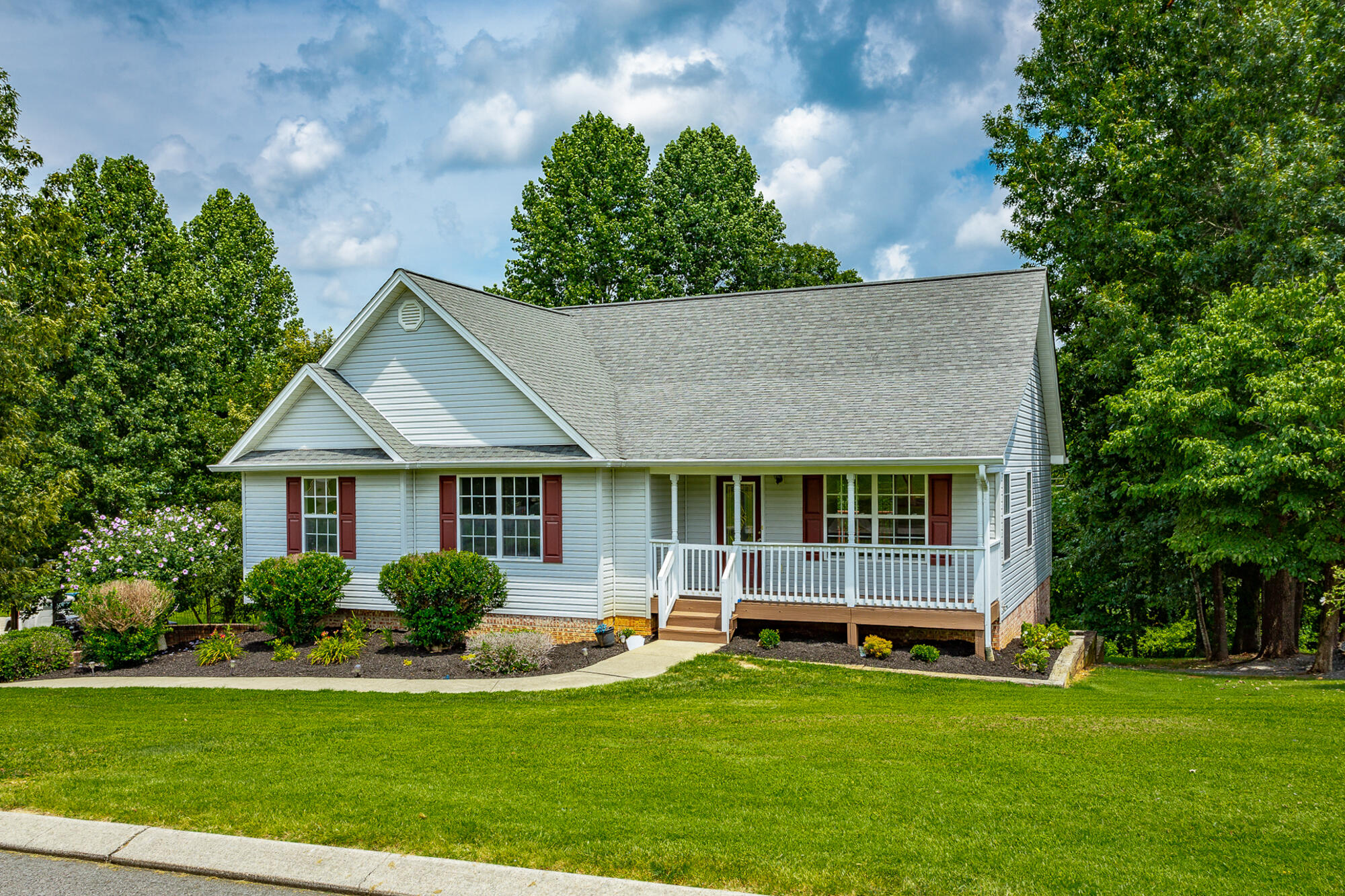 258 SE Heather Oaks Trail