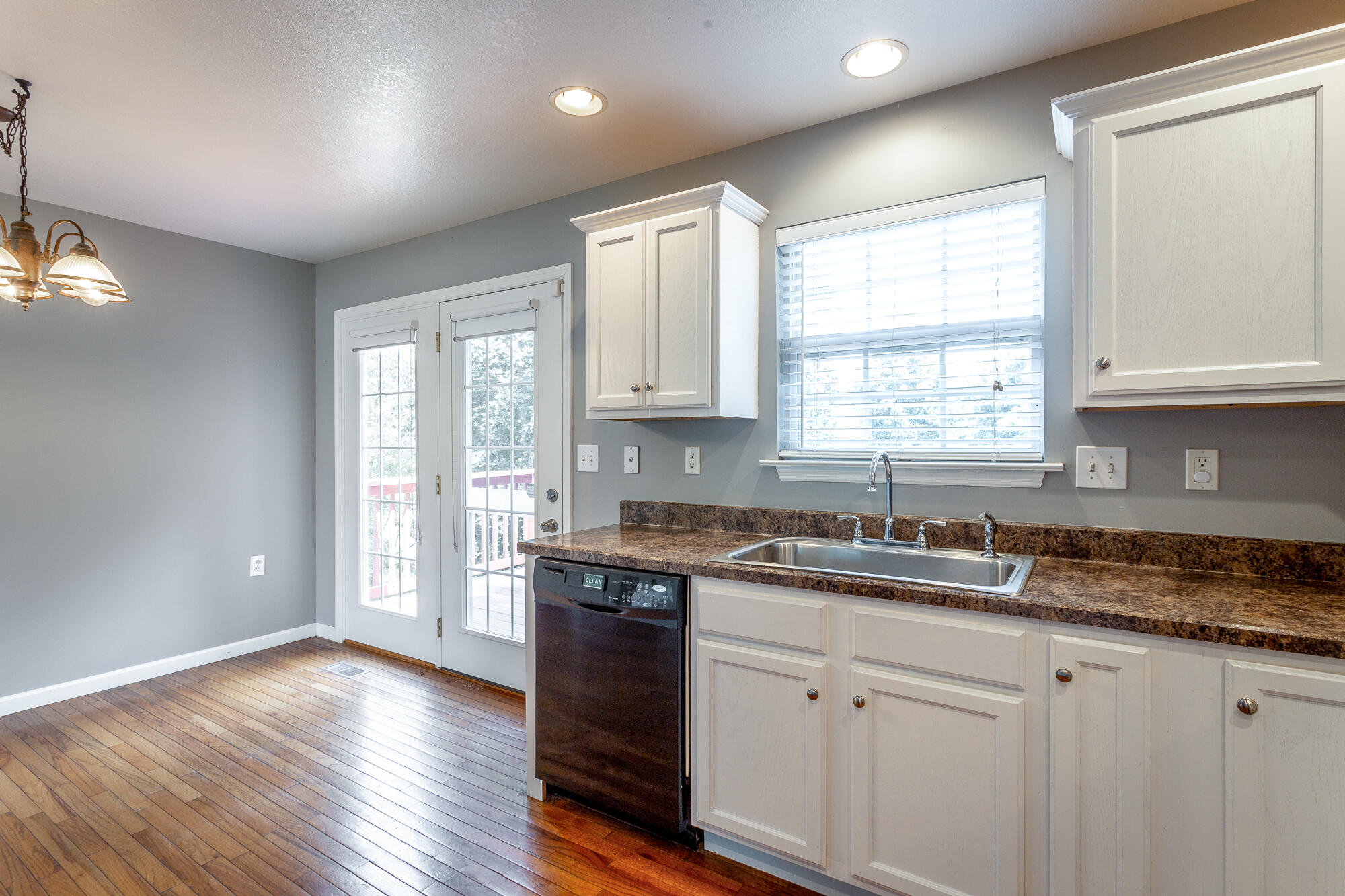 258 SE Heather Oaks Trail
