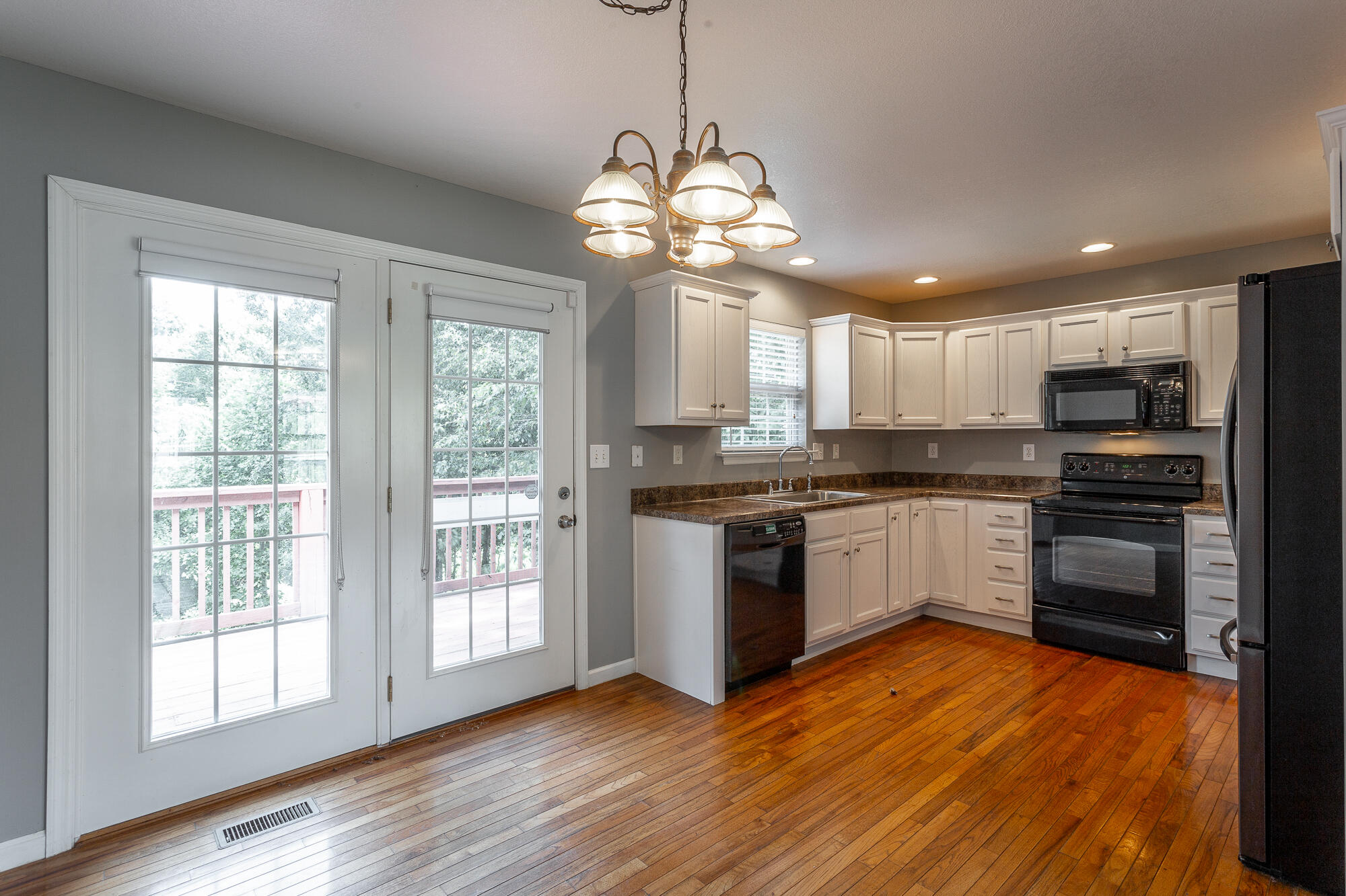 258 SE Heather Oaks Trail