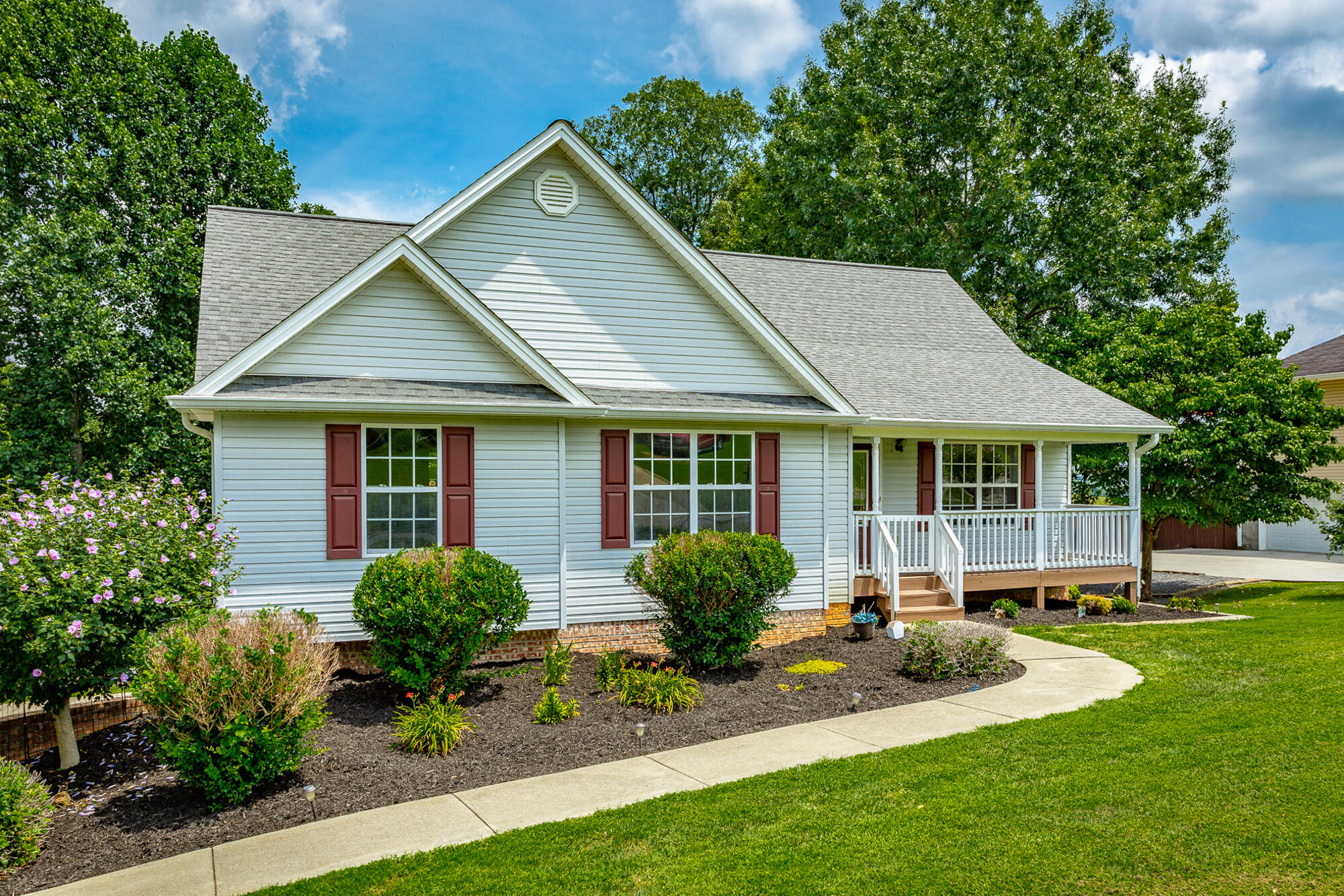 258 SE Heather Oaks Trail