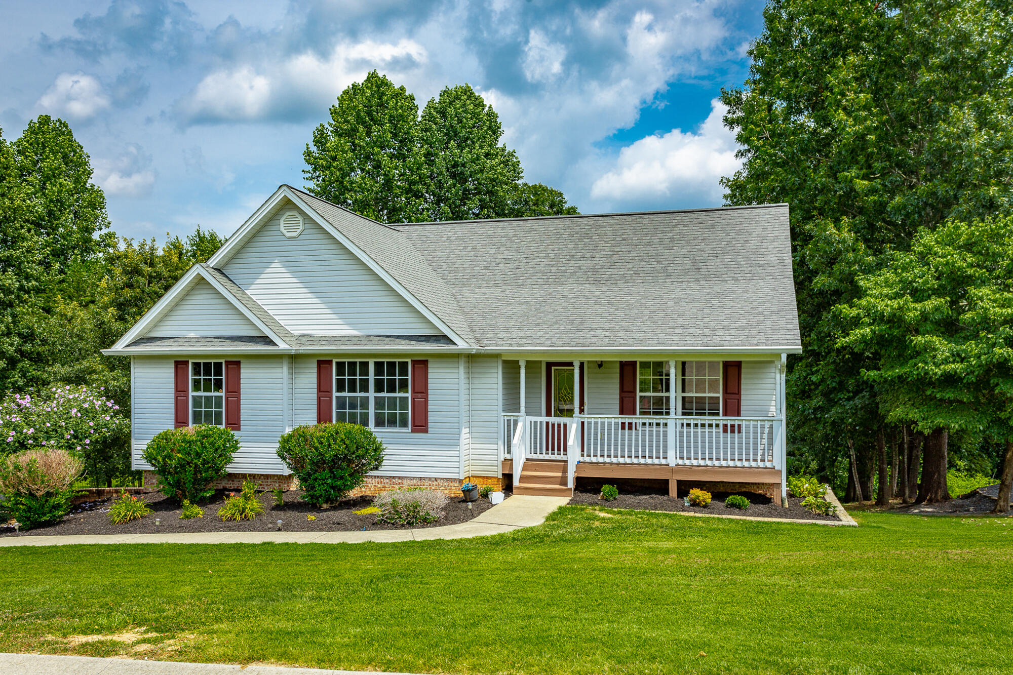 258 SE Heather Oaks Trail