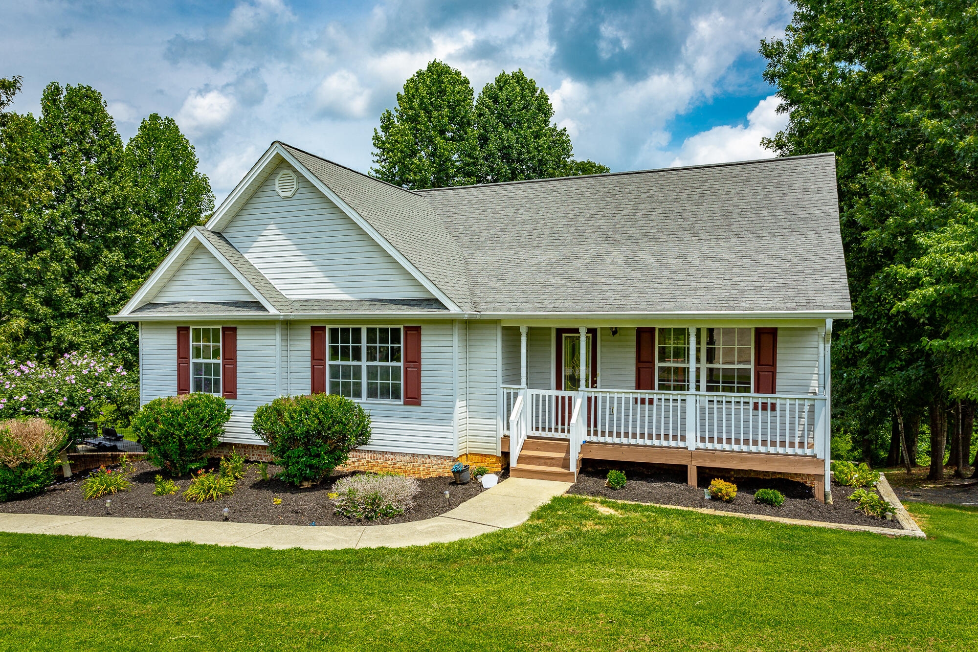 258 SE Heather Oaks Trail