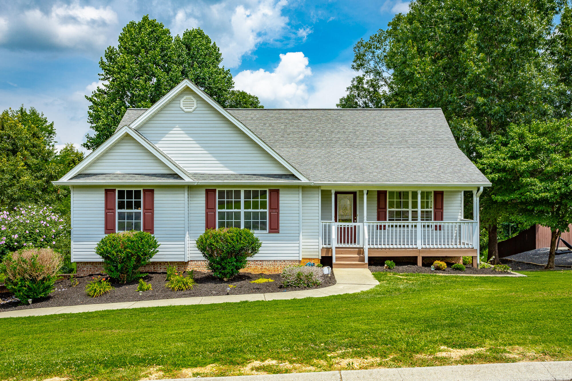 258 SE Heather Oaks Trail