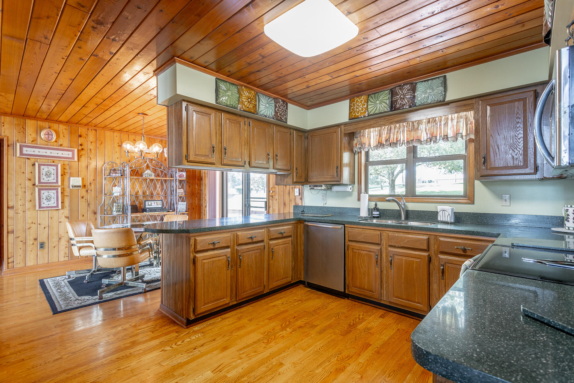 347 Lake Forest Lane
