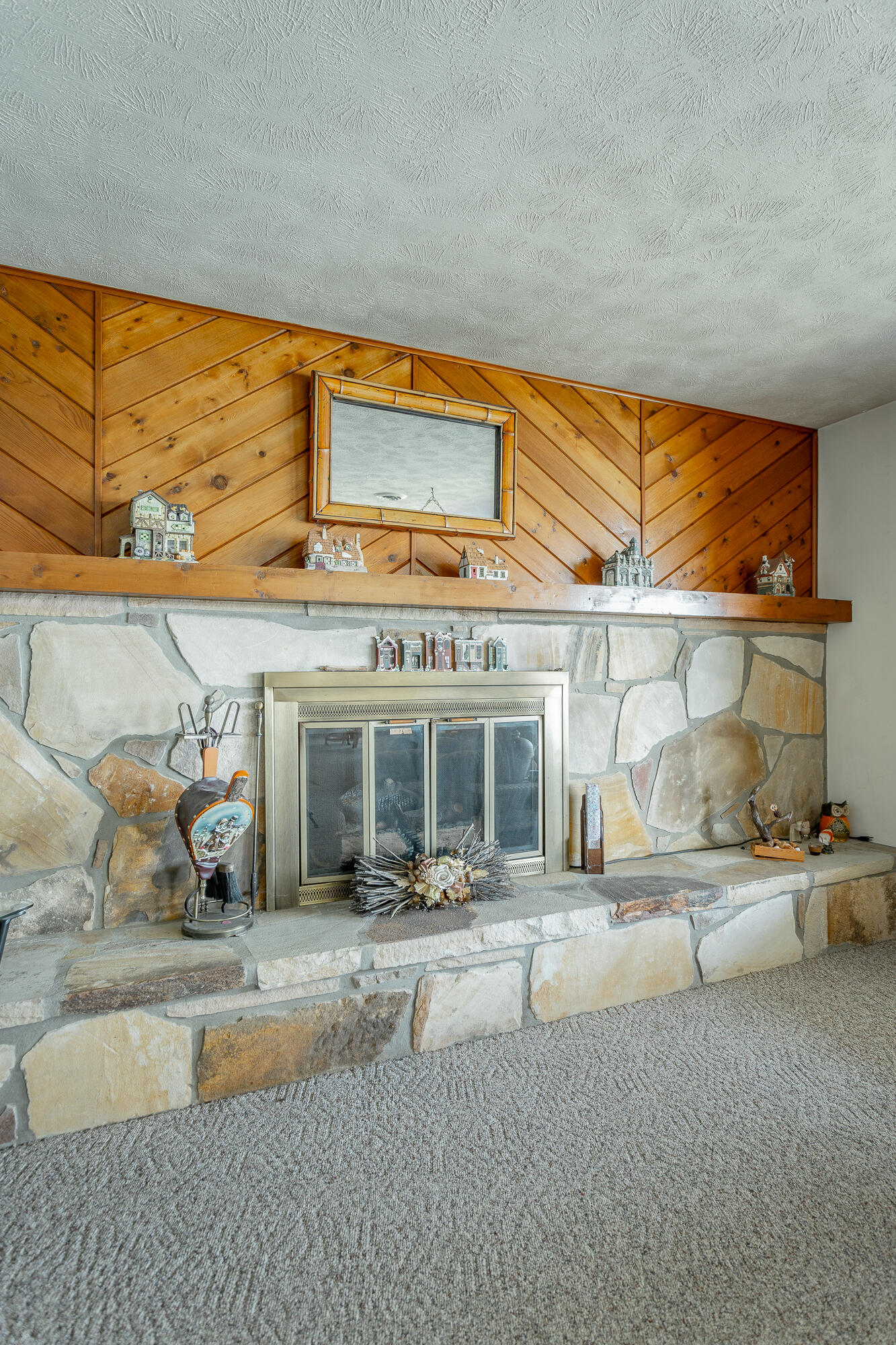 347 Lake Forest Lane