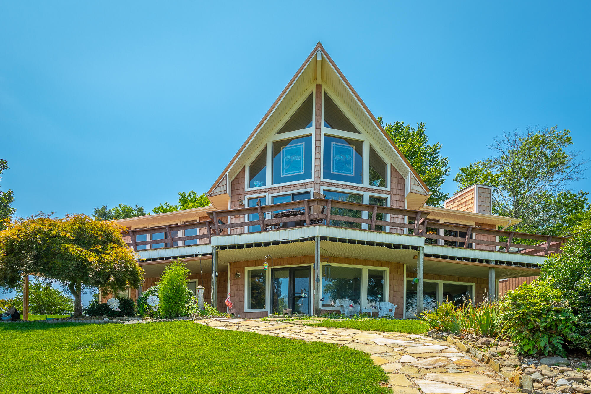347 Lake Forest Lane