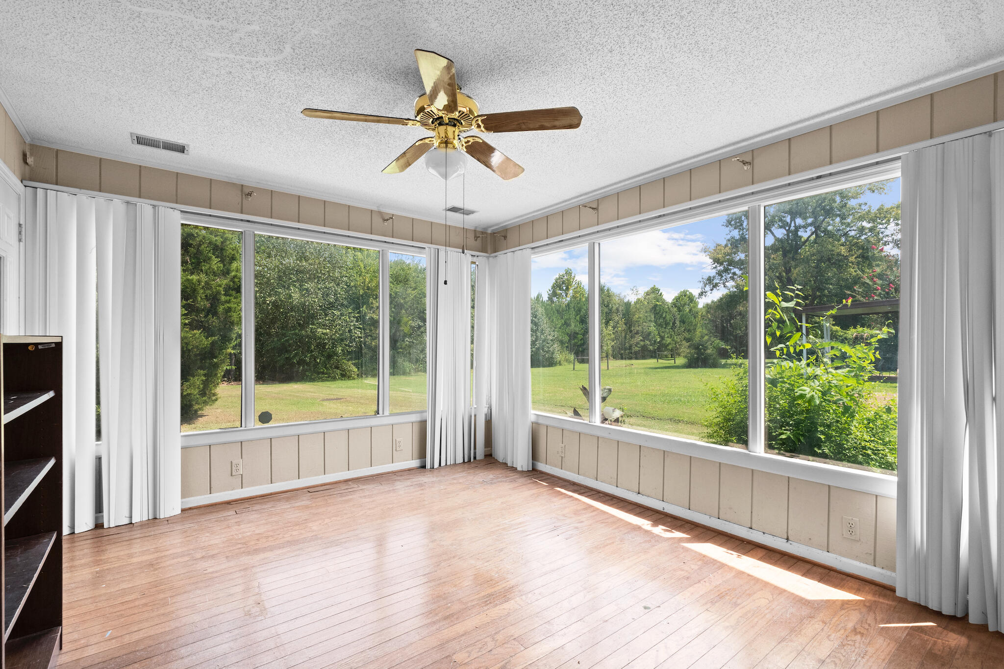 6707 Hickory Brook Road