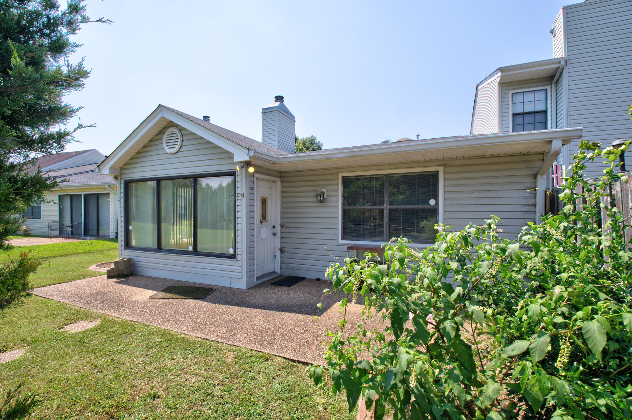 6707 Hickory Brook Road