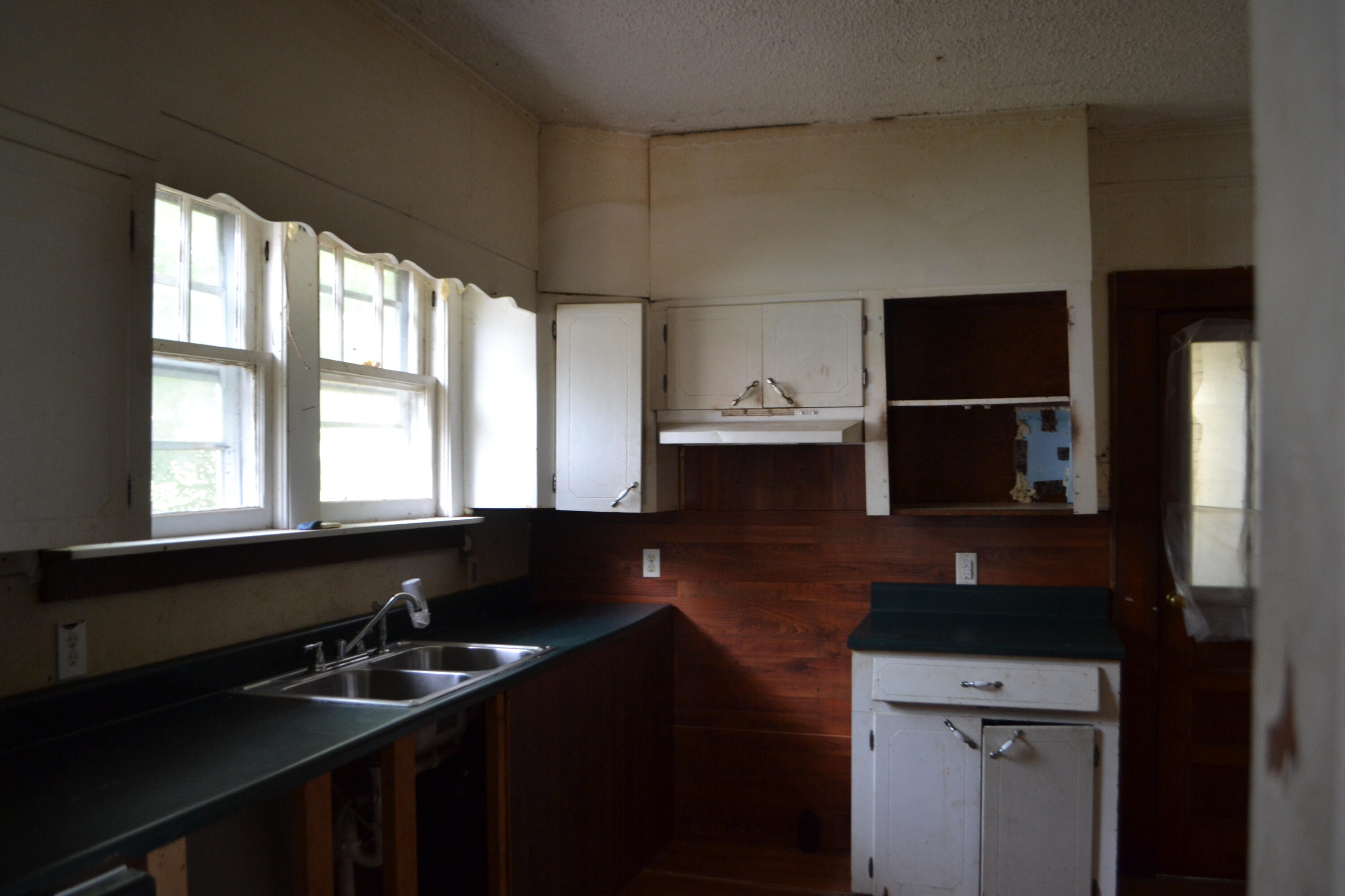 107 Locust Avenue