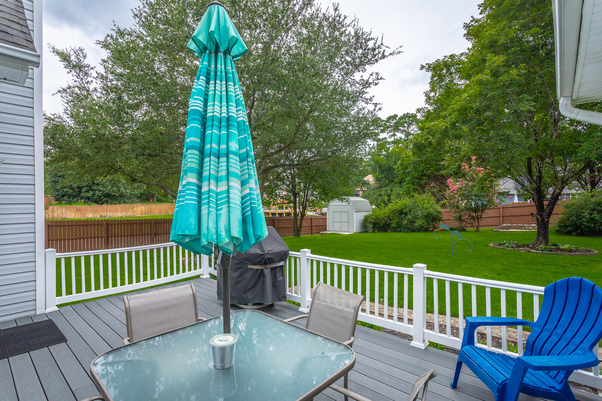 2435 Chimney Lake Circle