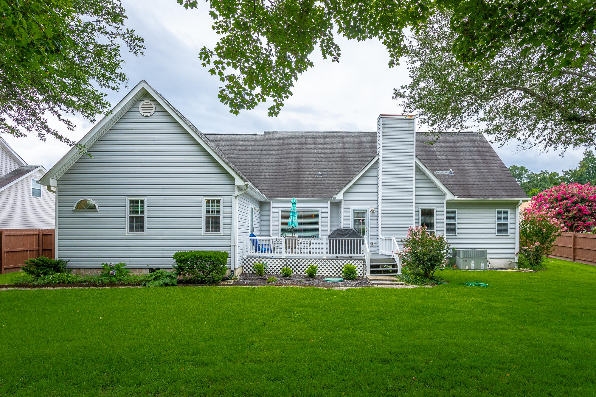 2435 Chimney Lake Circle