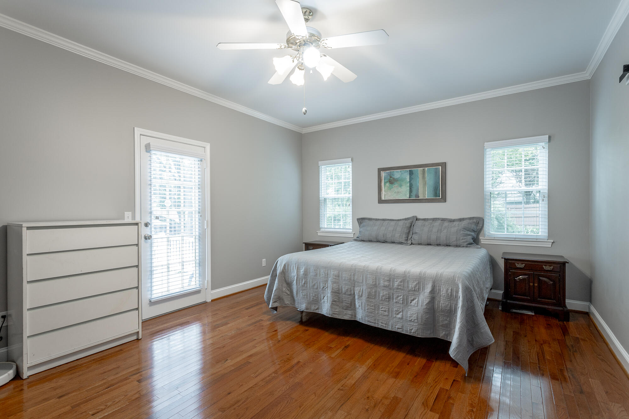 2435 Chimney Lake Circle