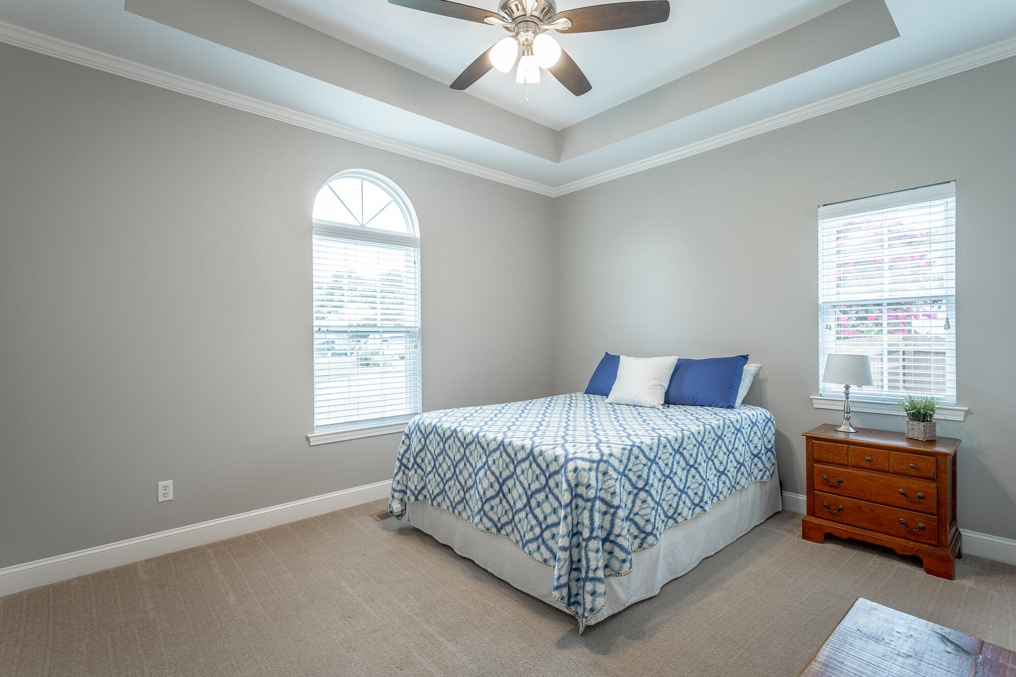 2435 Chimney Lake Circle