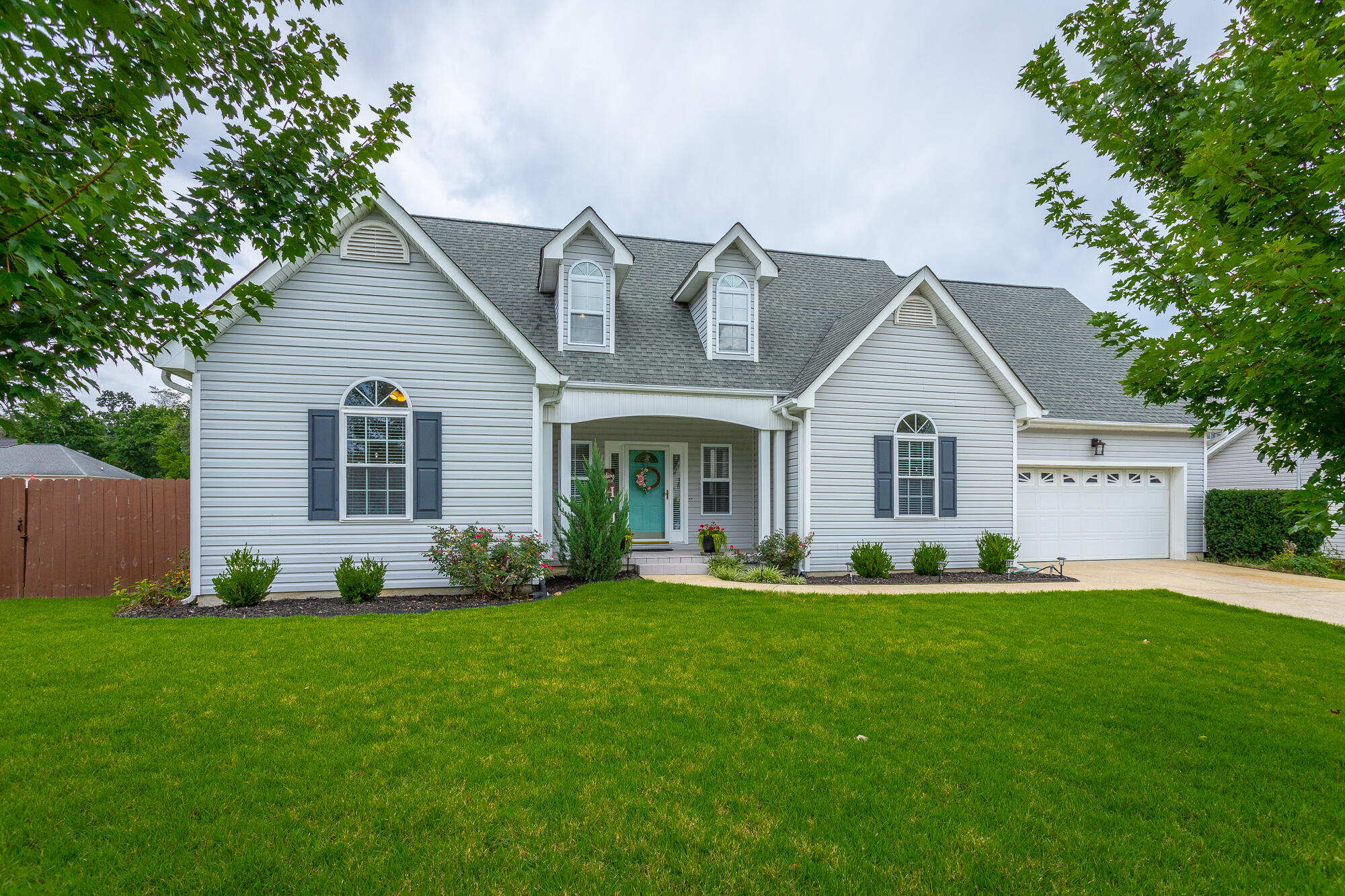 2435 Chimney Lake Circle