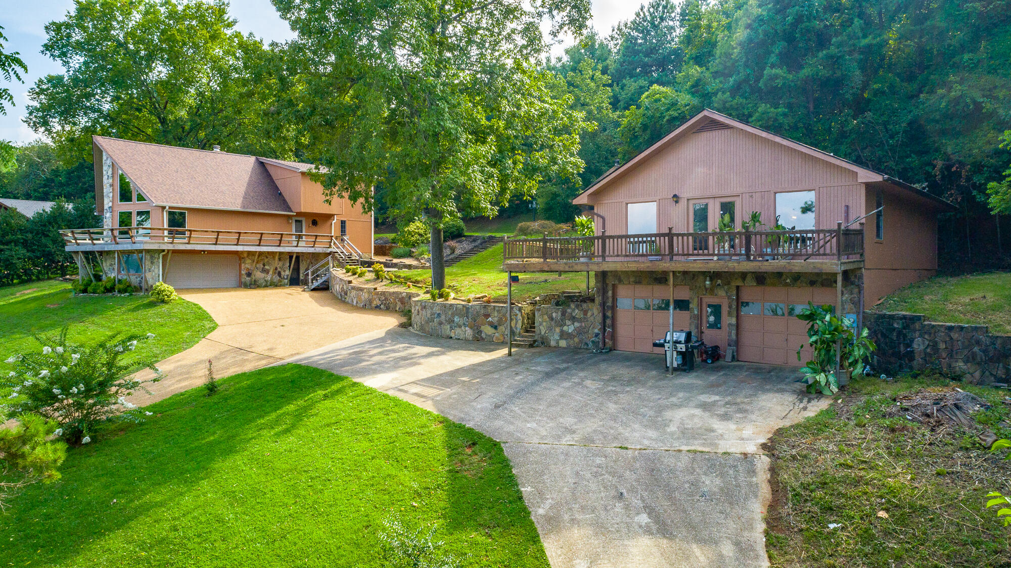 3513 S Gold Point Circle