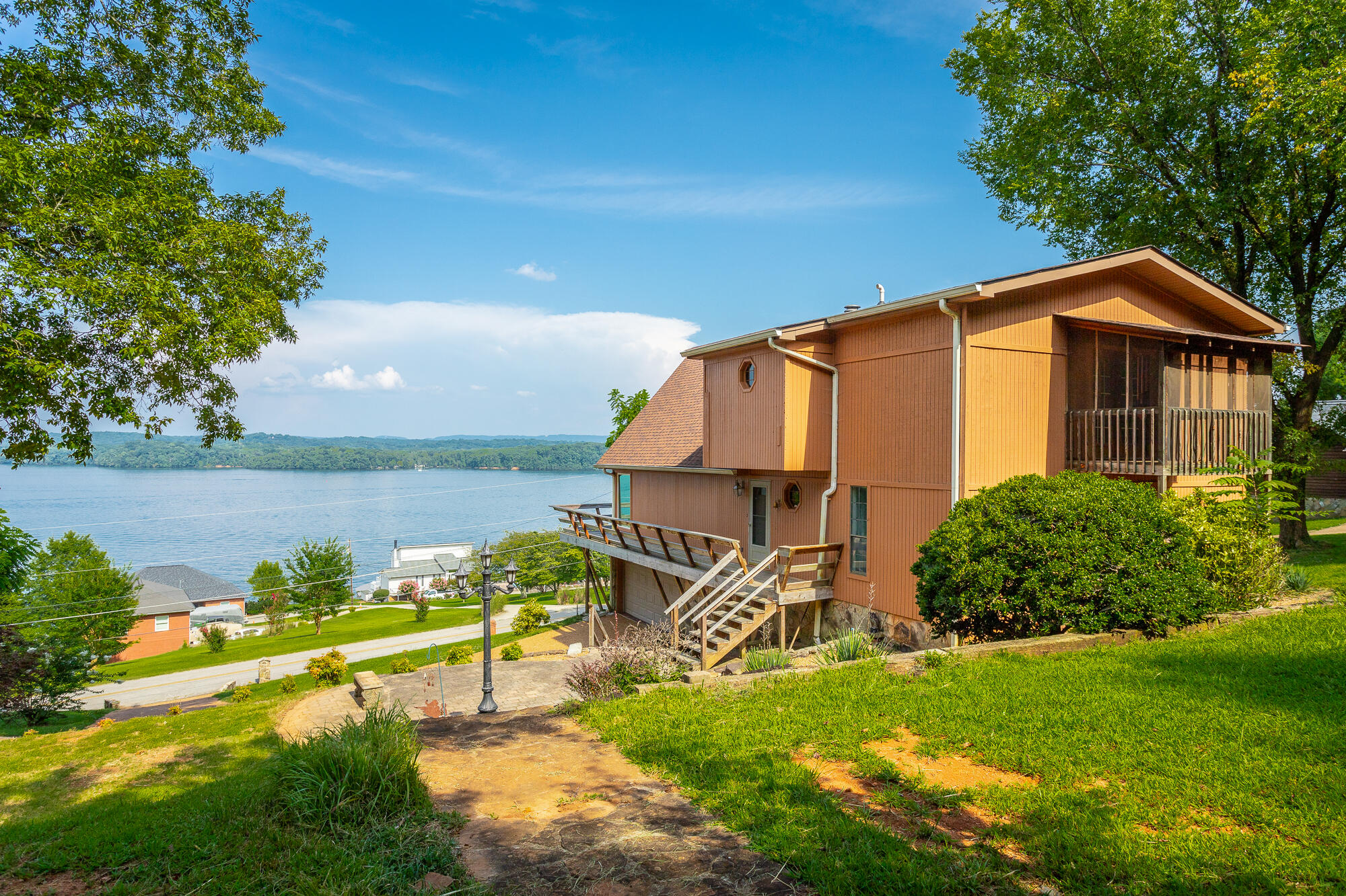 3513 S Gold Point Circle