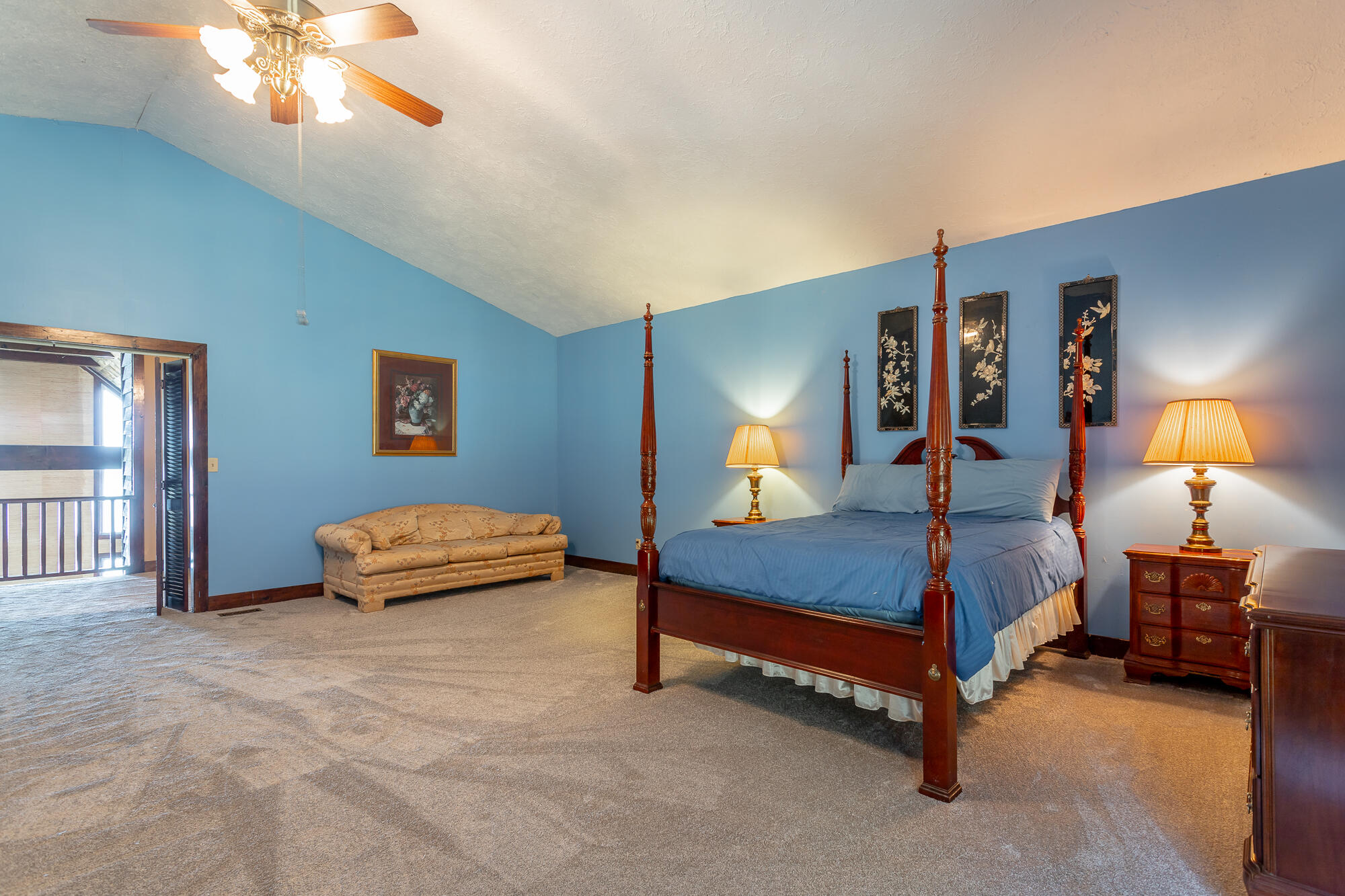 3513 S Gold Point Circle