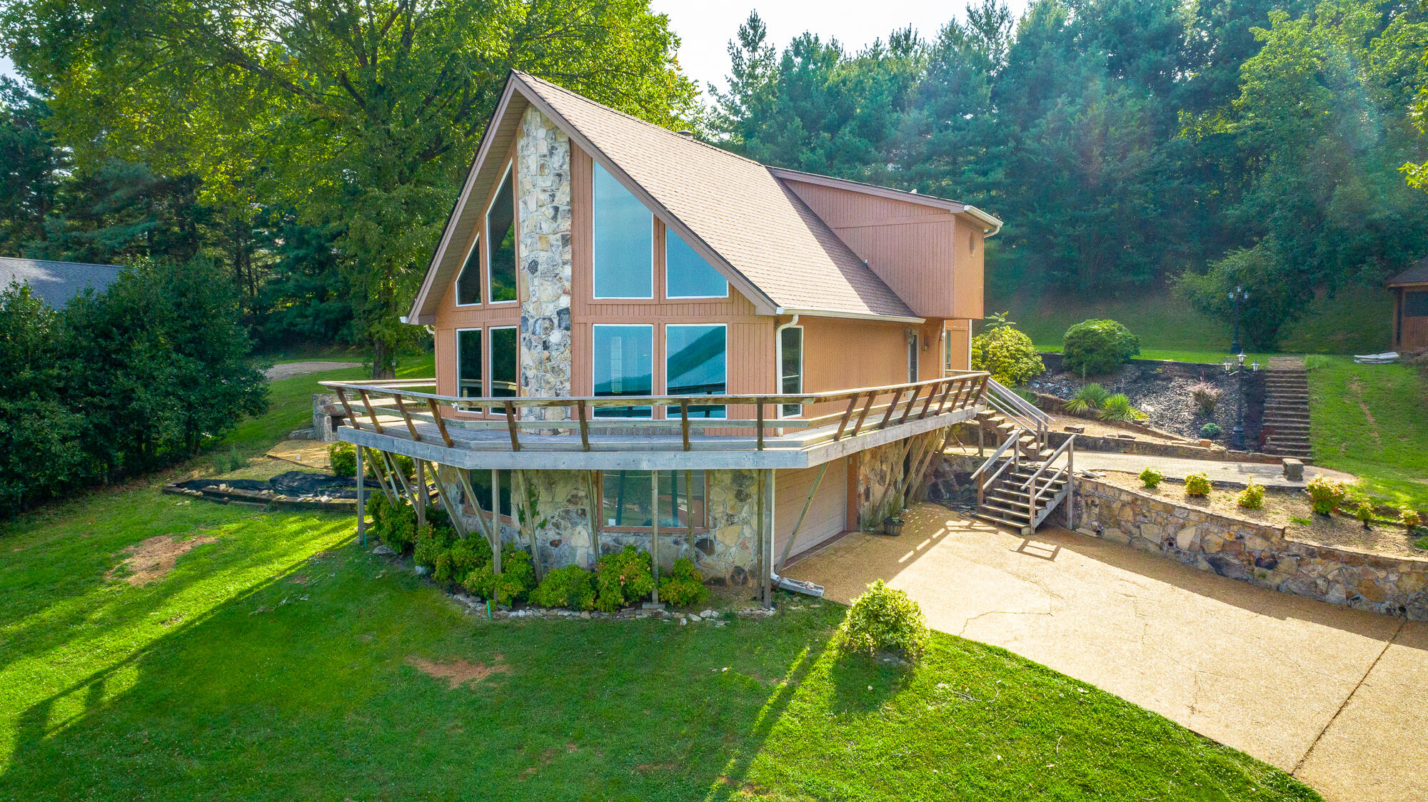 3513 S Gold Point Circle
