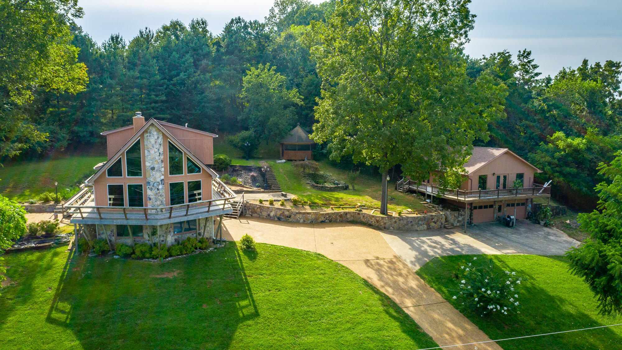 3513 S Gold Point Circle