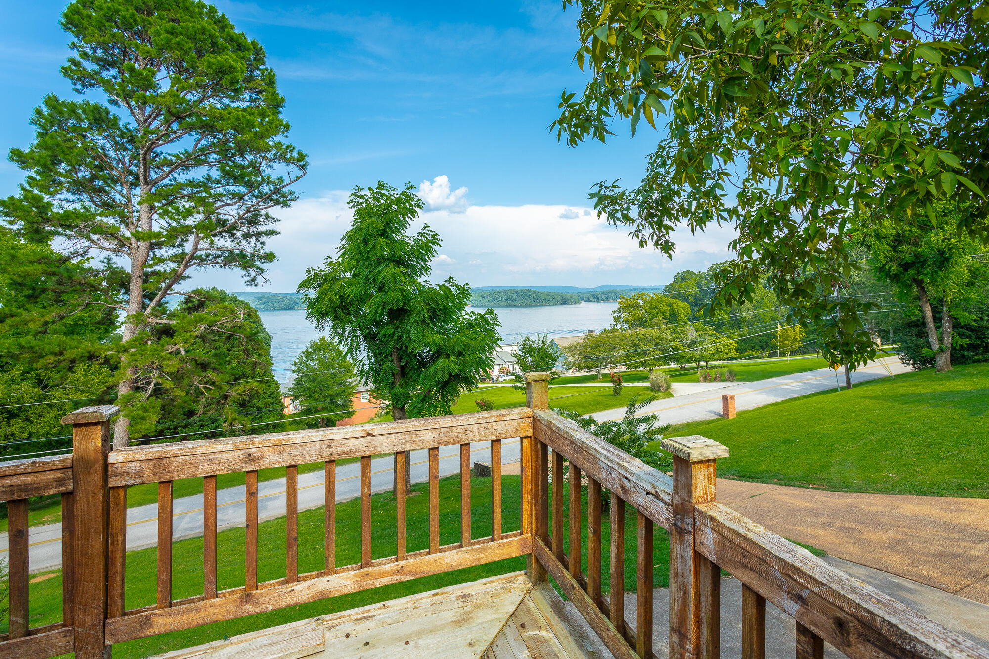 3513 S Gold Point Circle