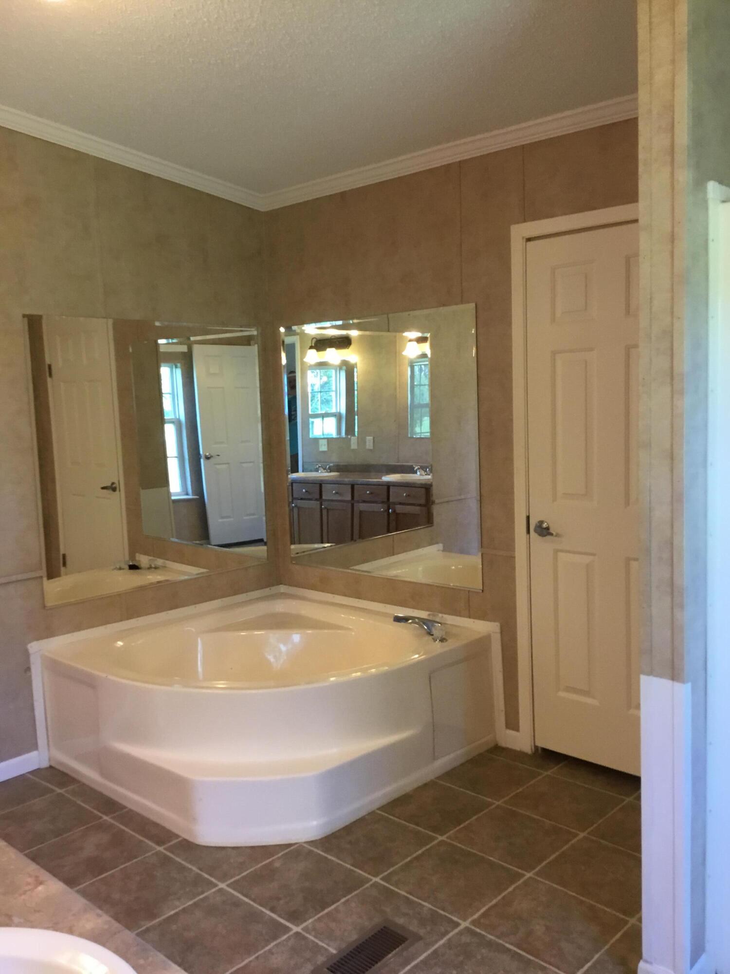 138 Leggett Road