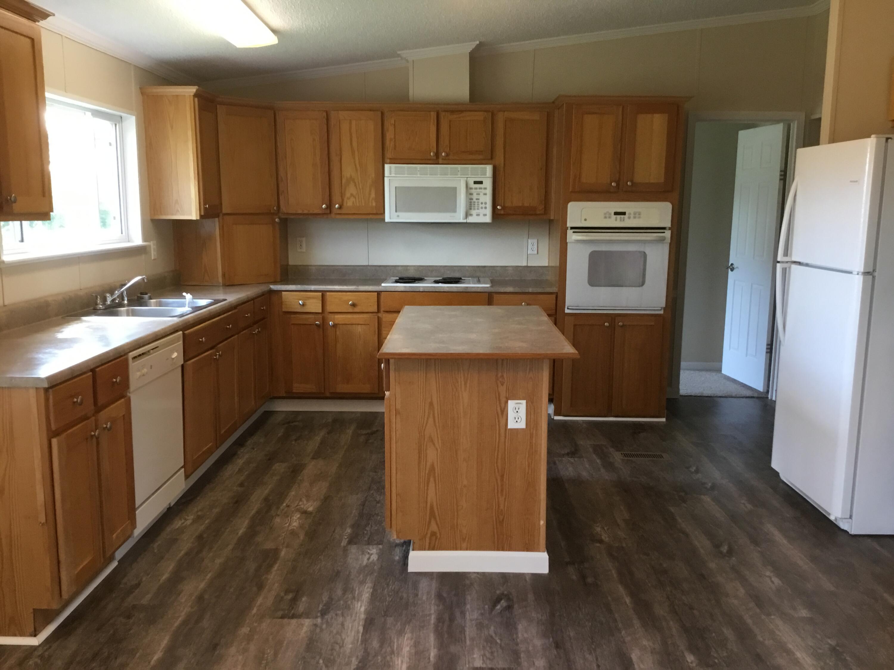 138 Leggett Road