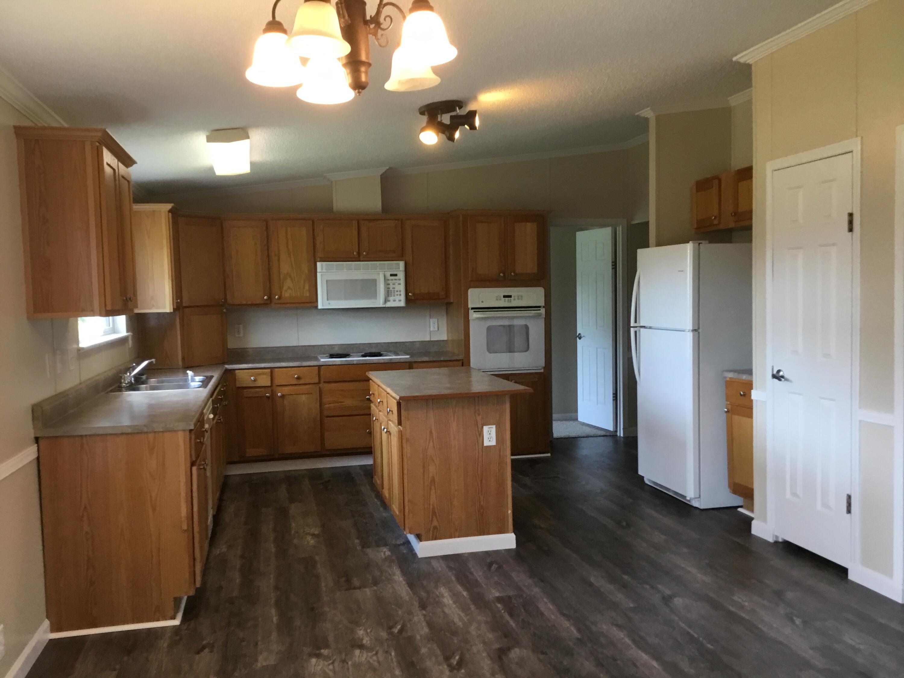 138 Leggett Road