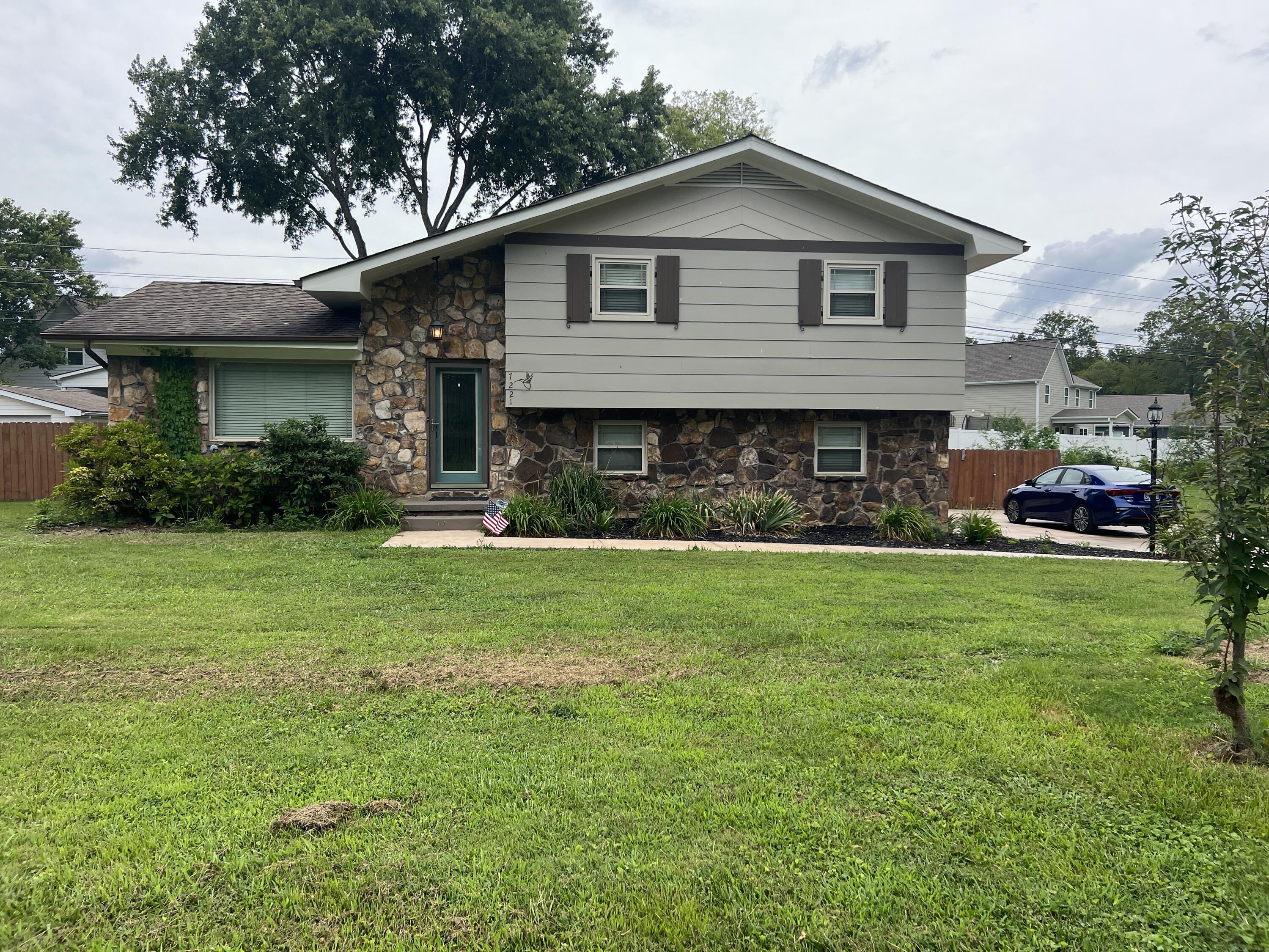 7221 Sterling Road