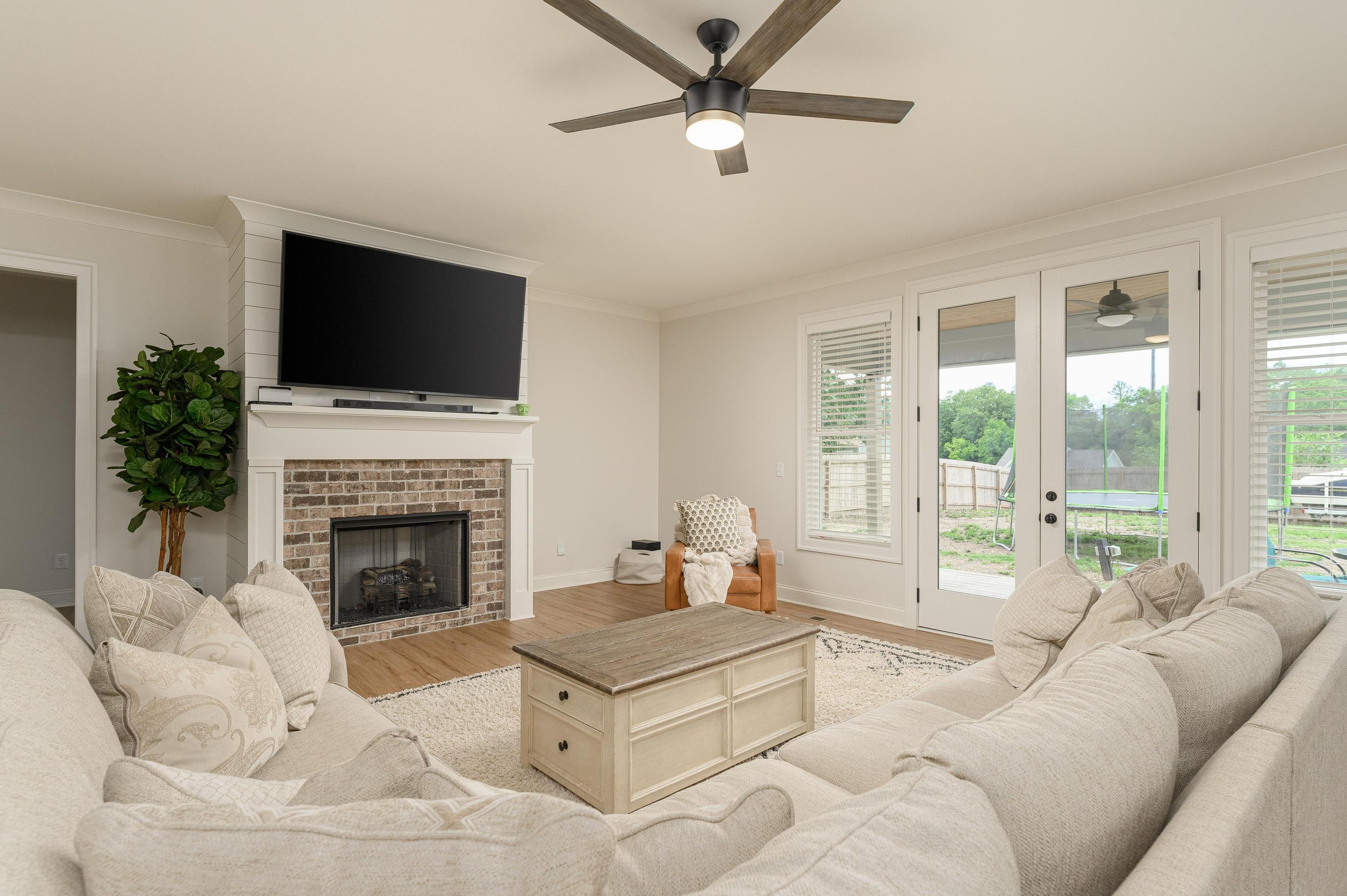 8698 Woodbury Acre Court