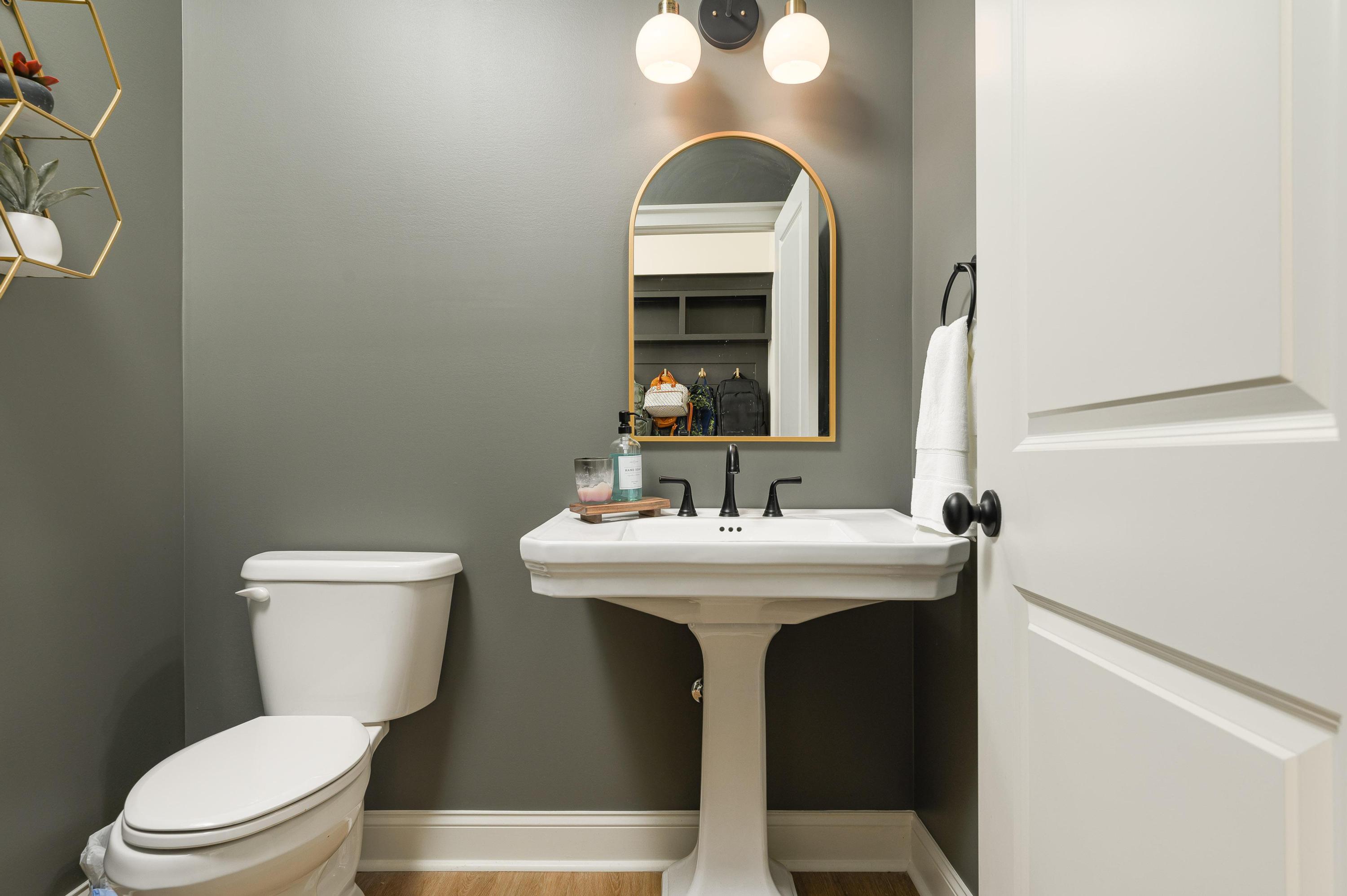 8698 Woodbury Acre Court