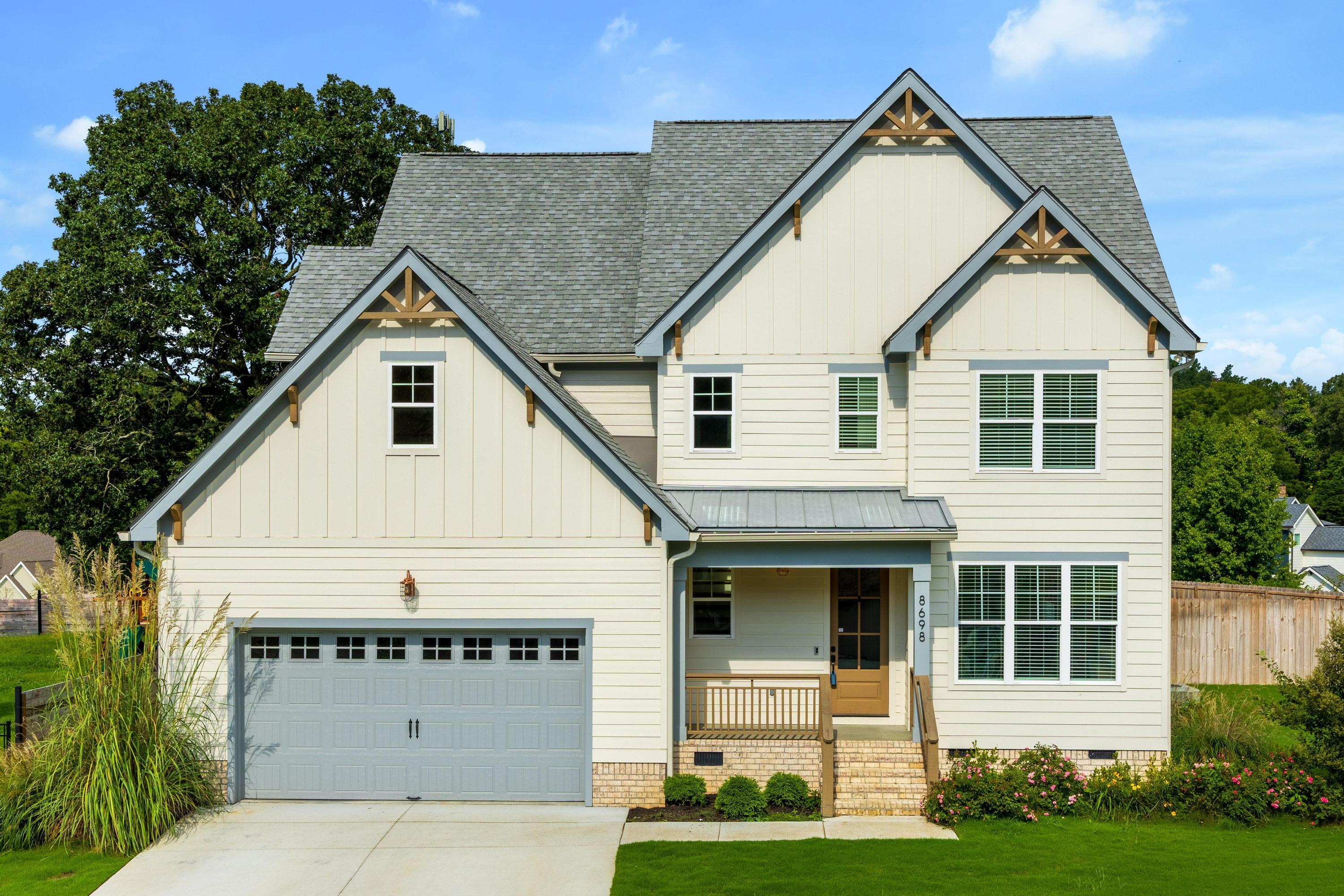 8698 Woodbury Acre Court